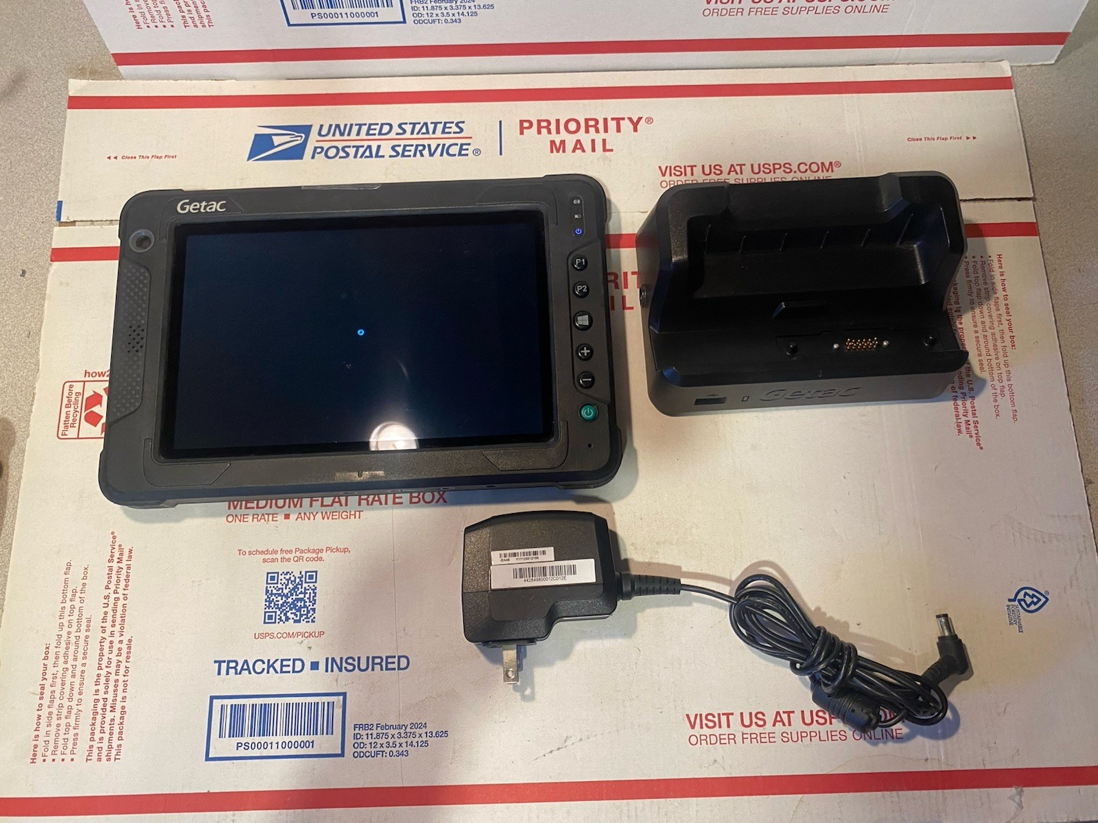 Getac EX80 windows Rugged tablet With Stand/base Power Supply Included Tested