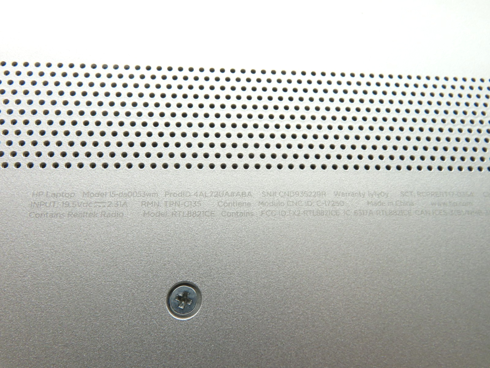 HP Laptop 15-da0053wm 15.6″ Touch Intel i5-8250U 1.60GHz 16GB RAM 256GB SSD