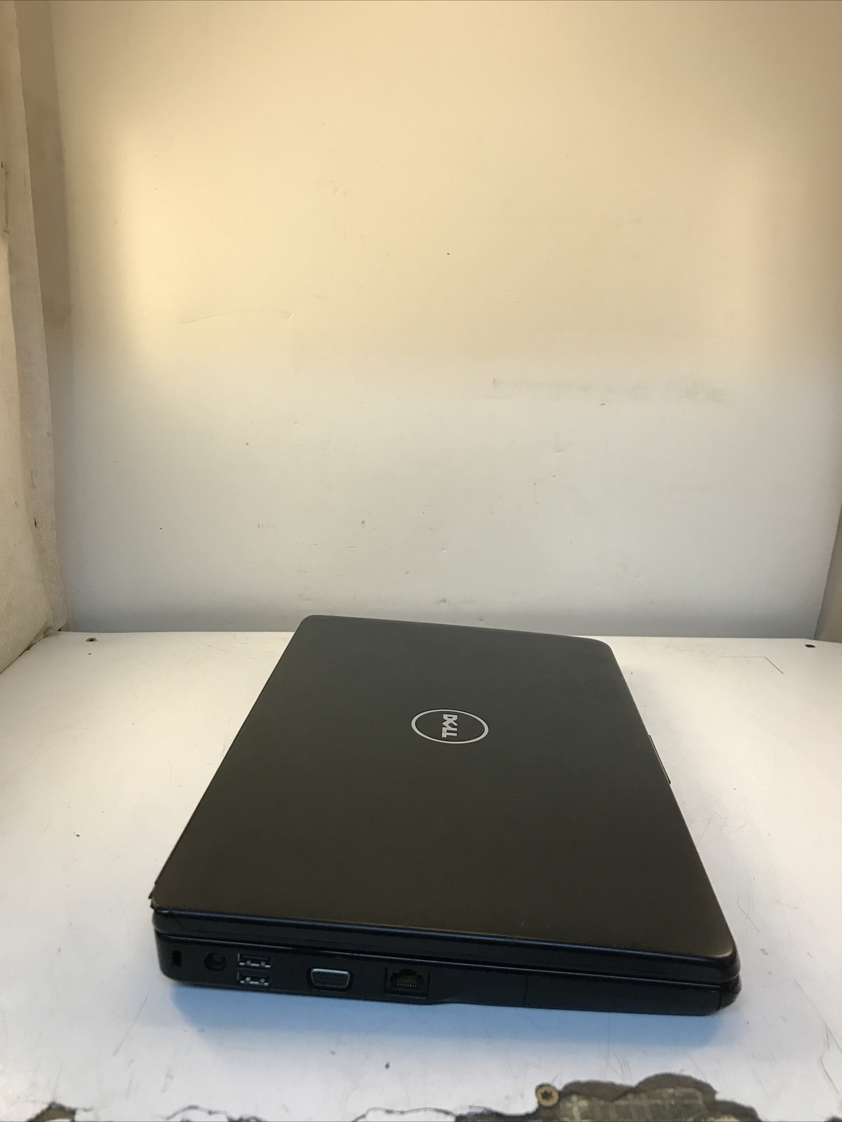 Dell Inspiron 1545 Laptop 15″ Intel Celeron 900 2.20GHz 2 GB Boot to BIOS No HDD