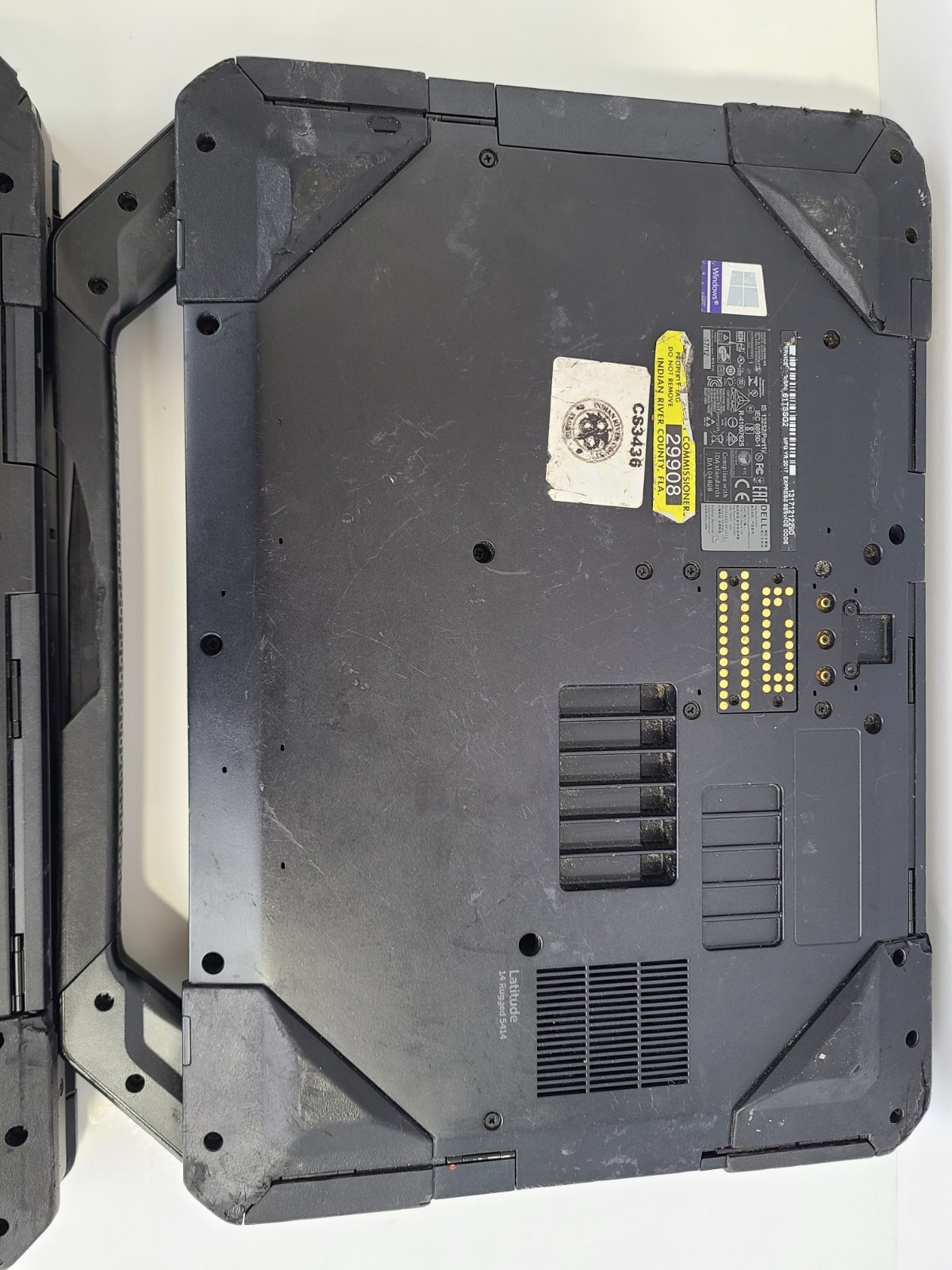 Lot Of 2 For Parts Dell Latitude 5414 Rugged 14″ i5-6300U 2.40GHz 8GB RAM No SSD