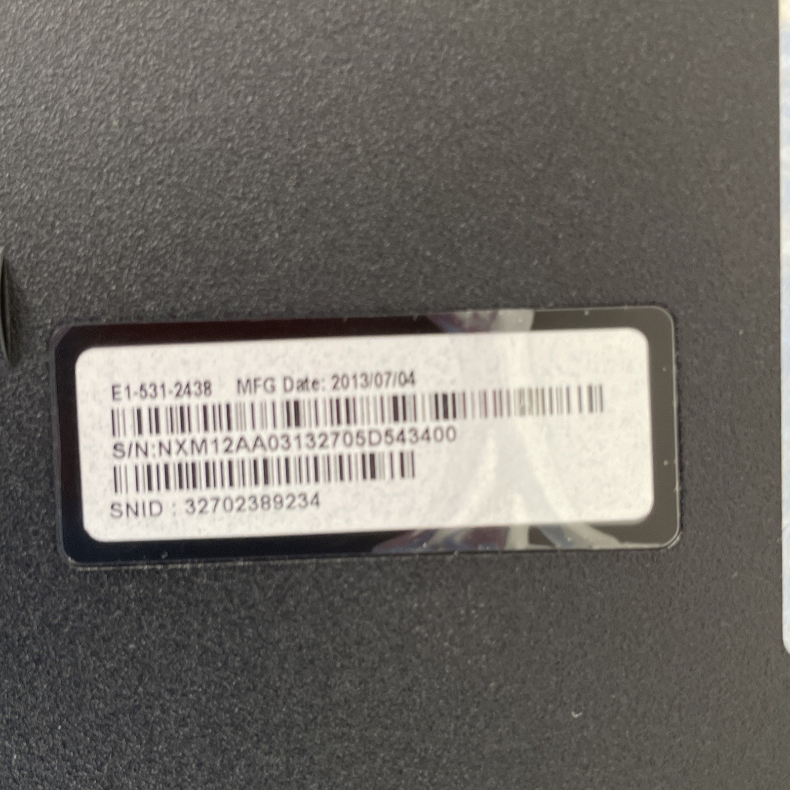 Acer Aspire E1-531 Laptop | Intel Celeron 1005M 1.90GHz | 8GB Ram | NO HD/OS