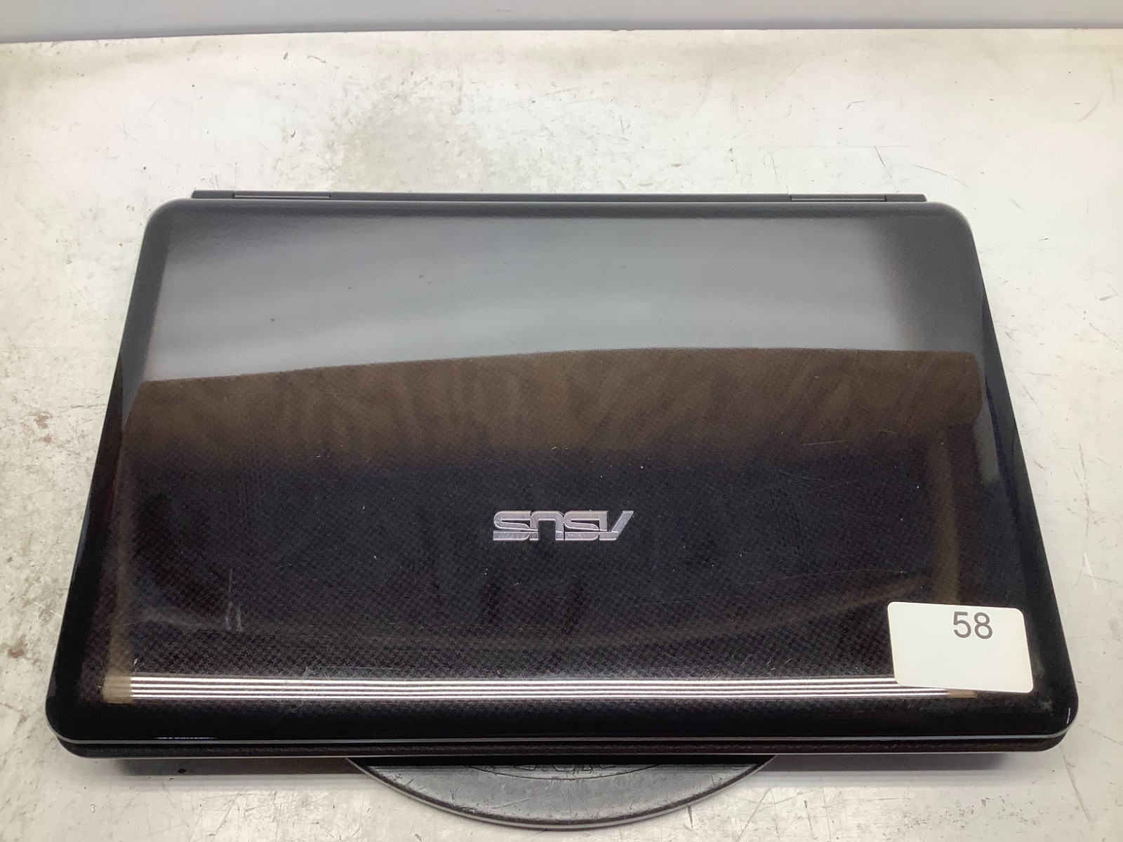Asus K60I Intel Pentium Dual-Core T4400 2.2GHz 4 GB NO HDD
