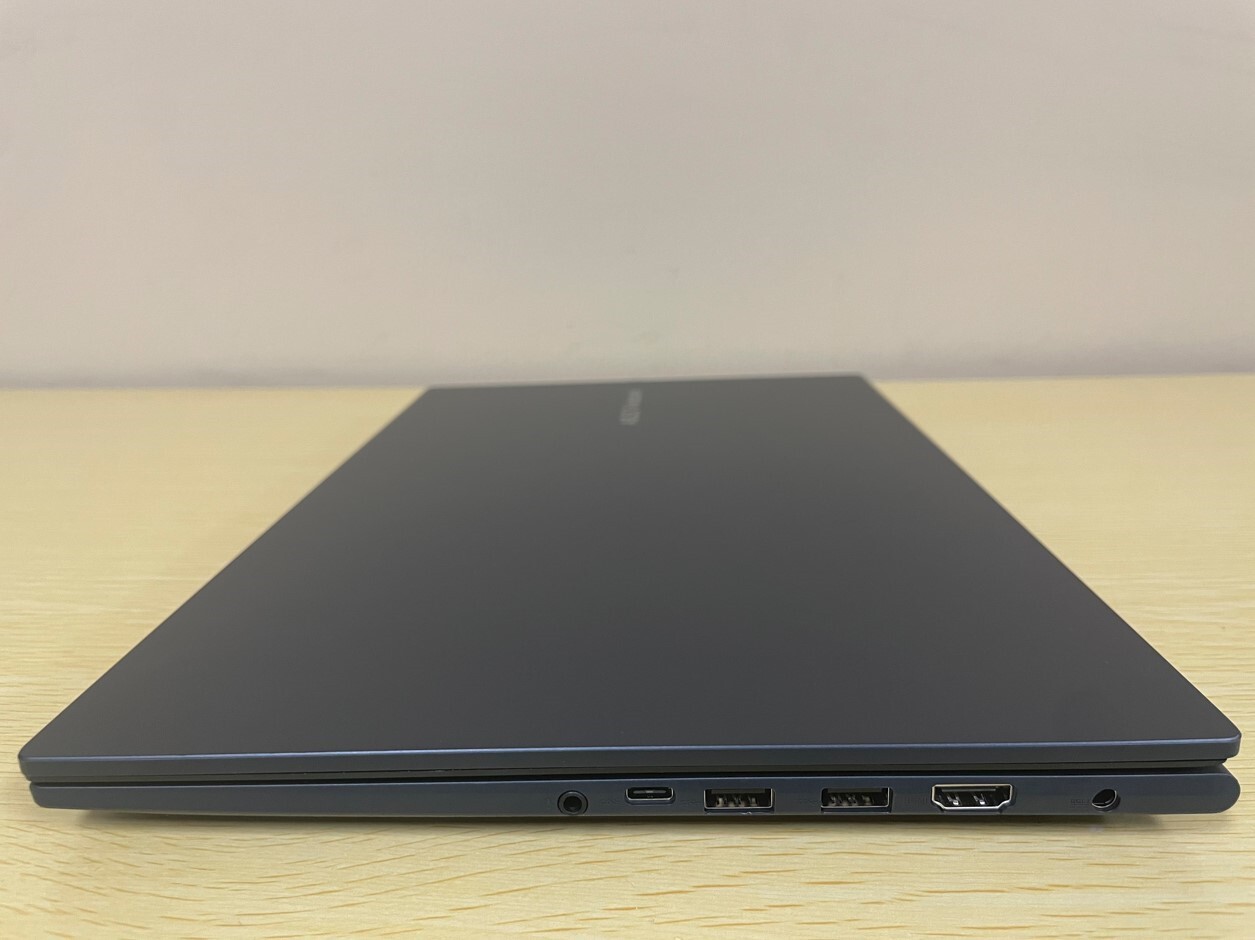 Asus Vivobook F1502Z 15.6″ i3-1220P 1.50Ghz 8GB RAM 256GB NVMe Laptop Win11 w/AC
