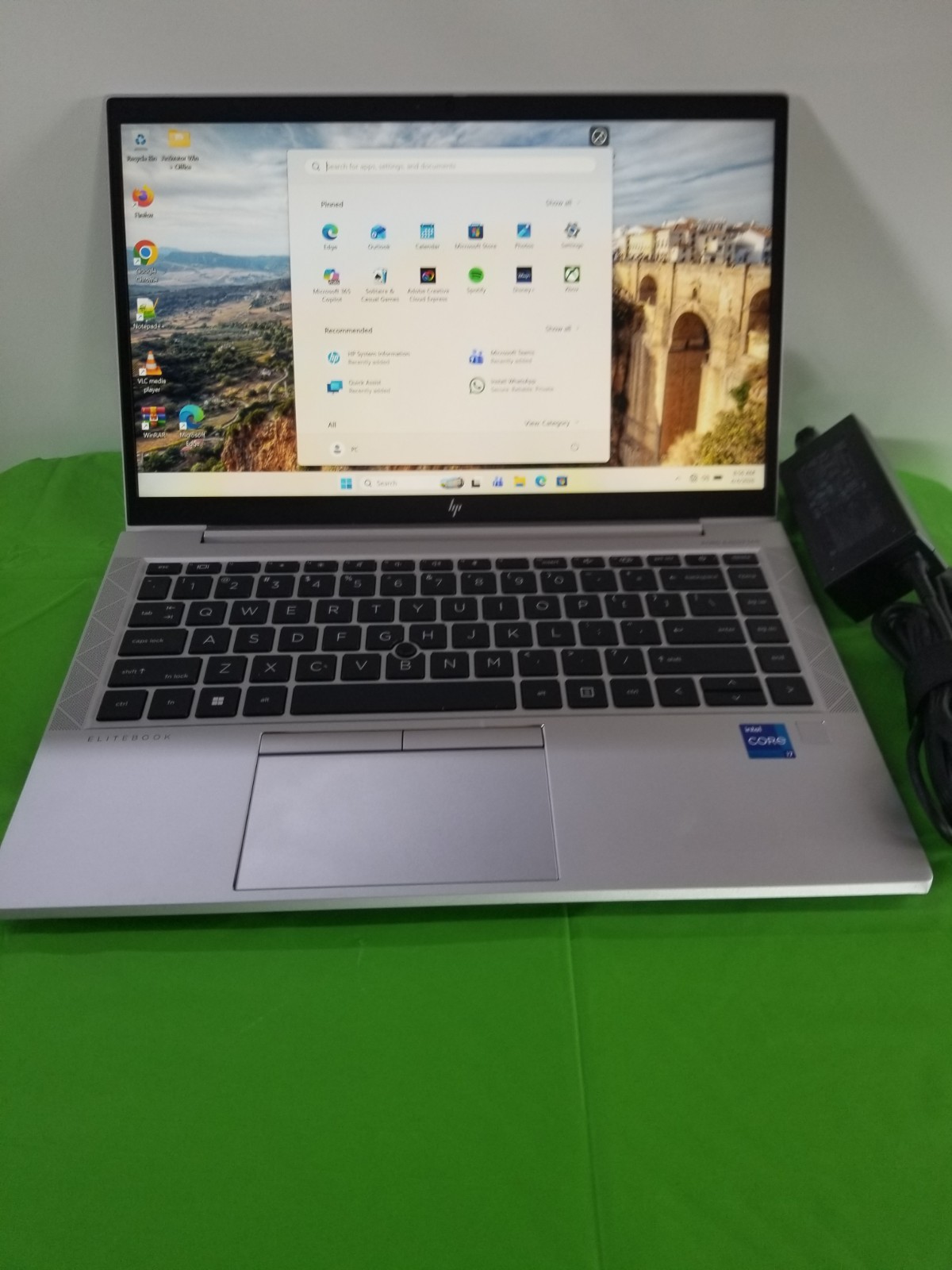 HP Elitebook 840 G8 i7-11651G7 2.8GHz 16 GB RAM 512 GB SSD WIN 11 PRO