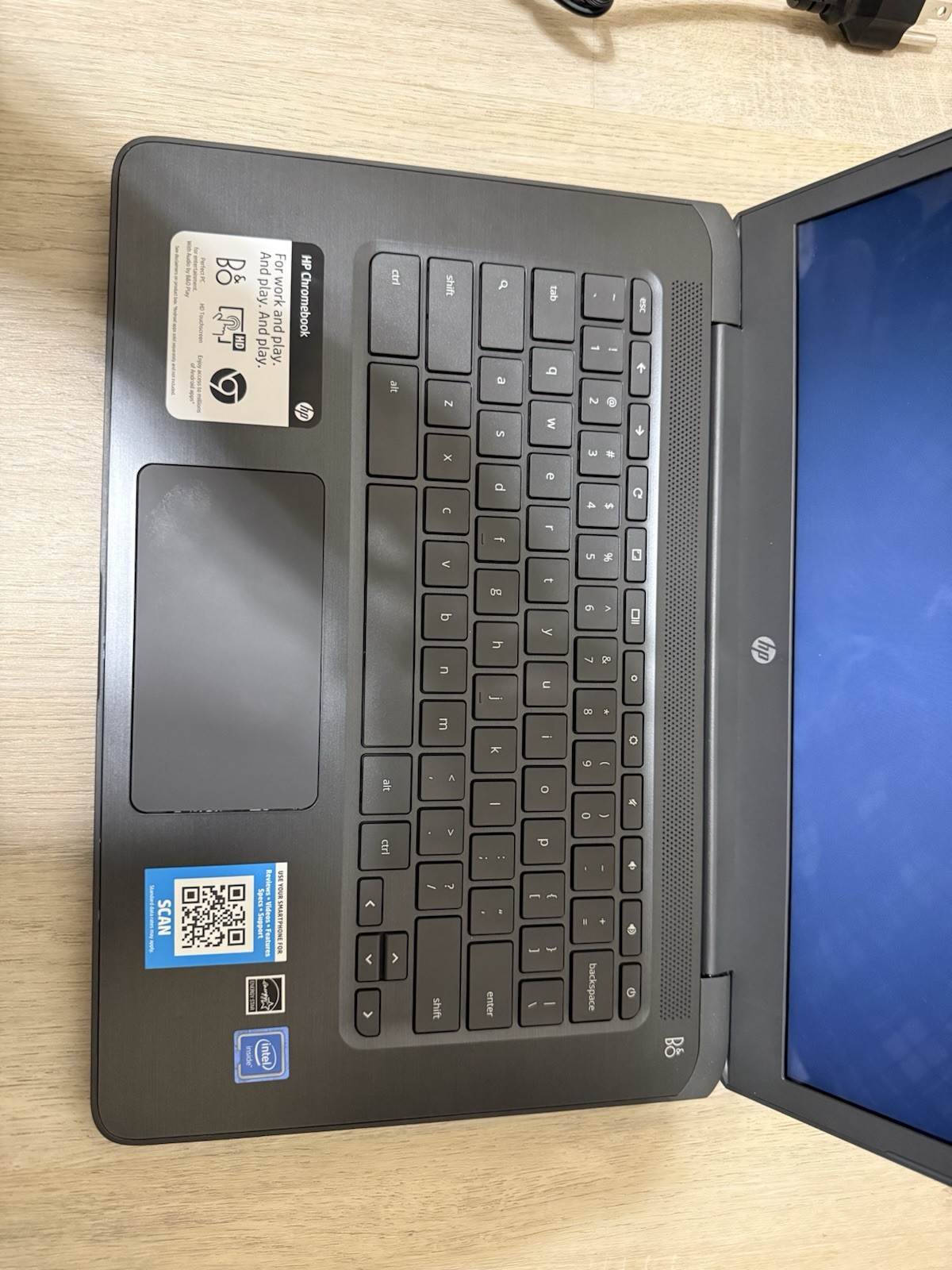 HP Touch Screen Chromebook 14-ca061dx 14″ Intel N3450 1.1GHz 4GB RAM 32GB SSD