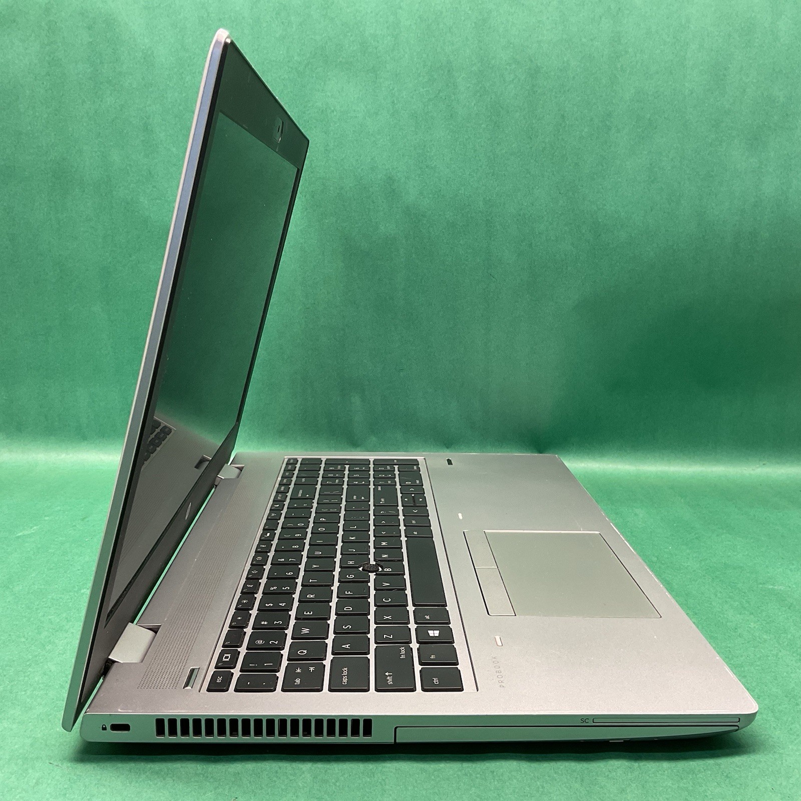 HP Probook 650 G5 – Powers On – NO HARD DRIVE- Untested