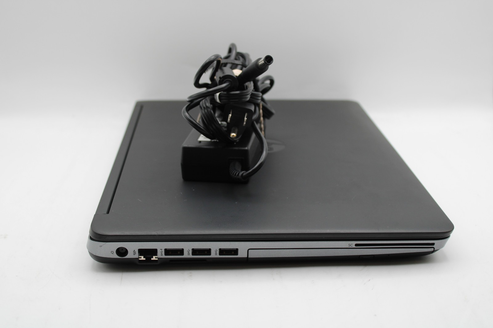 HP ProBook 650 G1 _ i5-4300M @ 2.8 _ 4GB RAM _ No SSD / OS