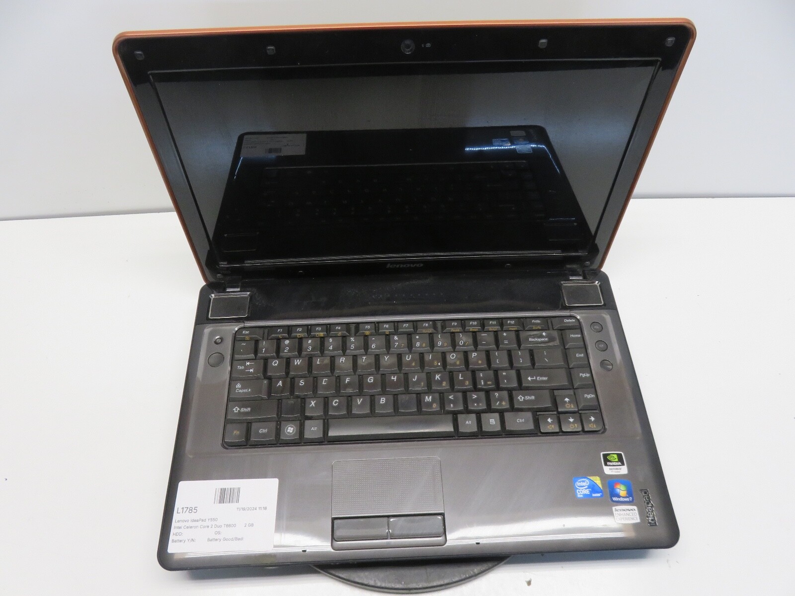 Lenovo IdeaPad Y550 Intel Celeron Core 2 Duo T6600 2.2GHz 2 GB NO HDD No Batt