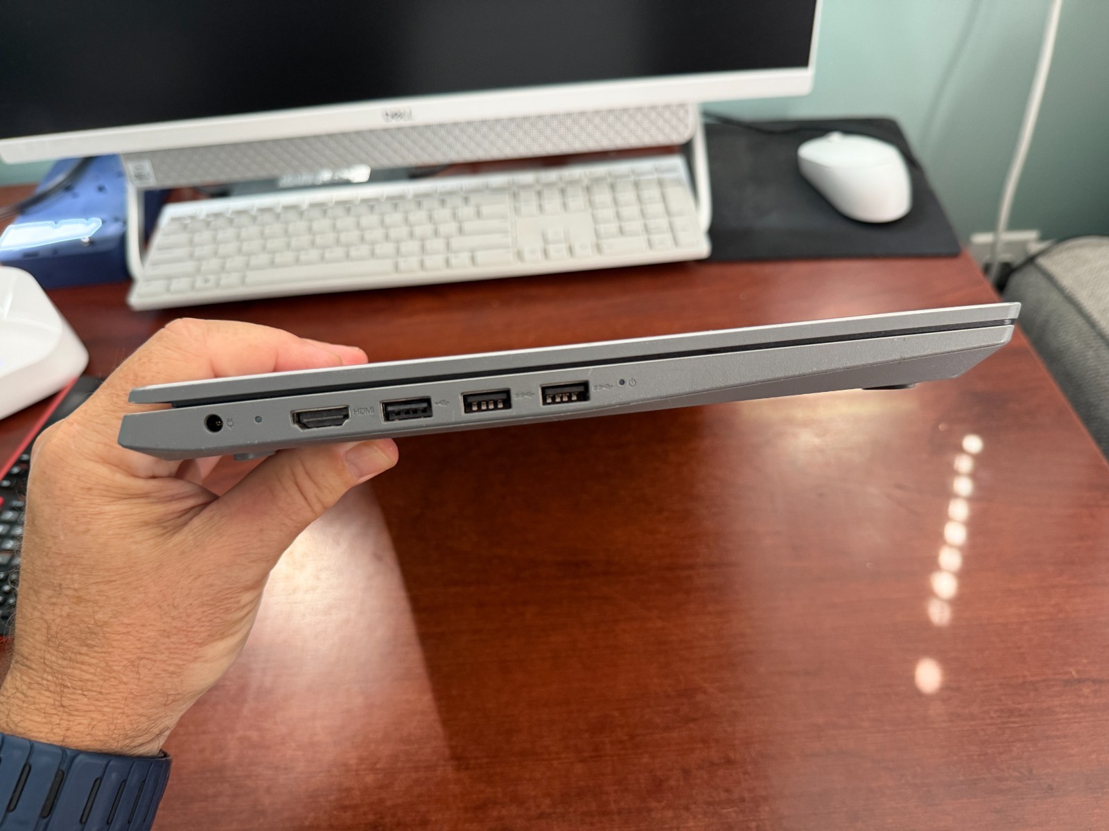 Lenovo IdeaPad 3 14″ FHD Ryzen 5 3500U 8GB RAM 128GB SSD + 1TB HDD Win11 Home
