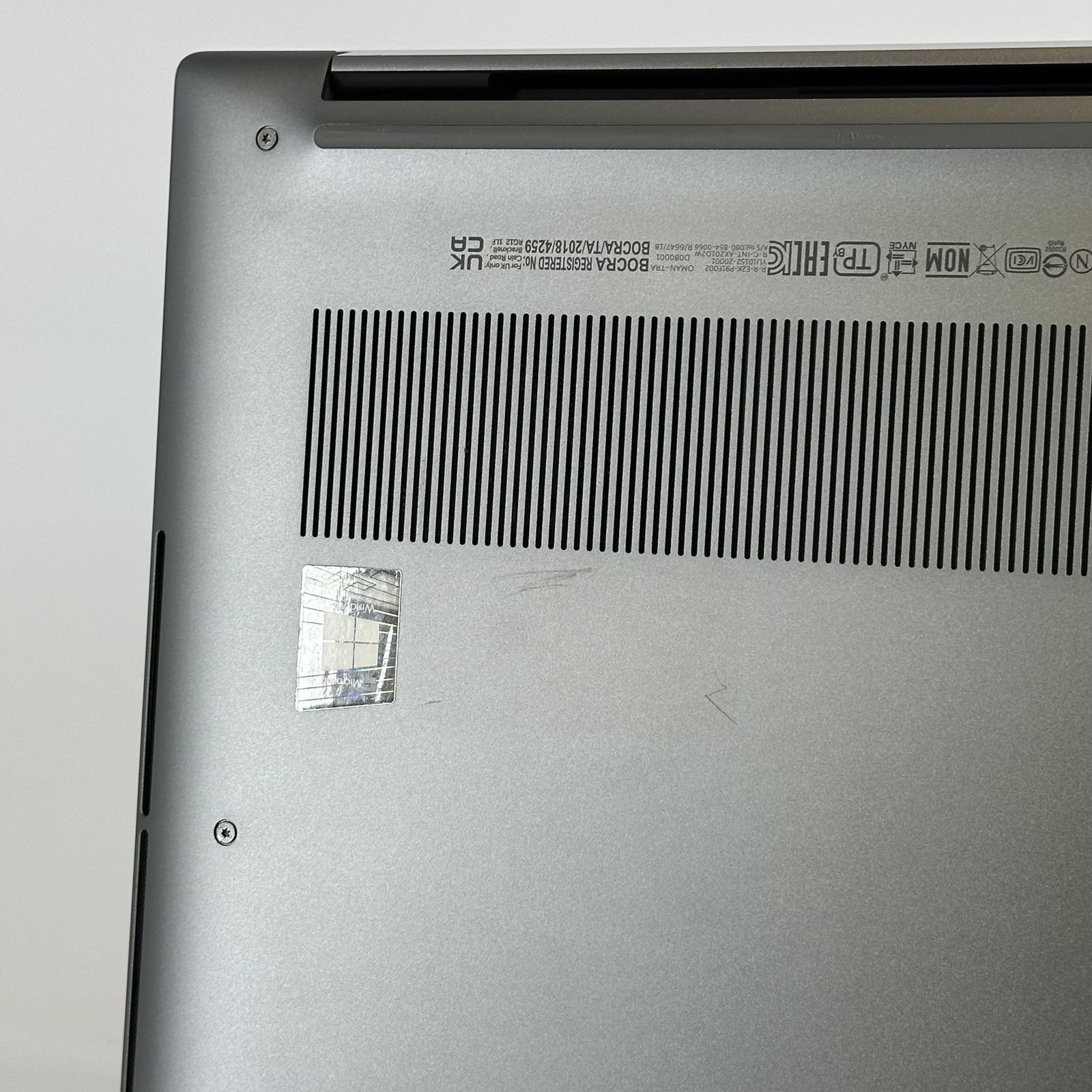 Dell Precision 5560 15.6 UHD+ TOUCH i9-11950H 2.60GHz 64GB 1TB SSD RTX A2000