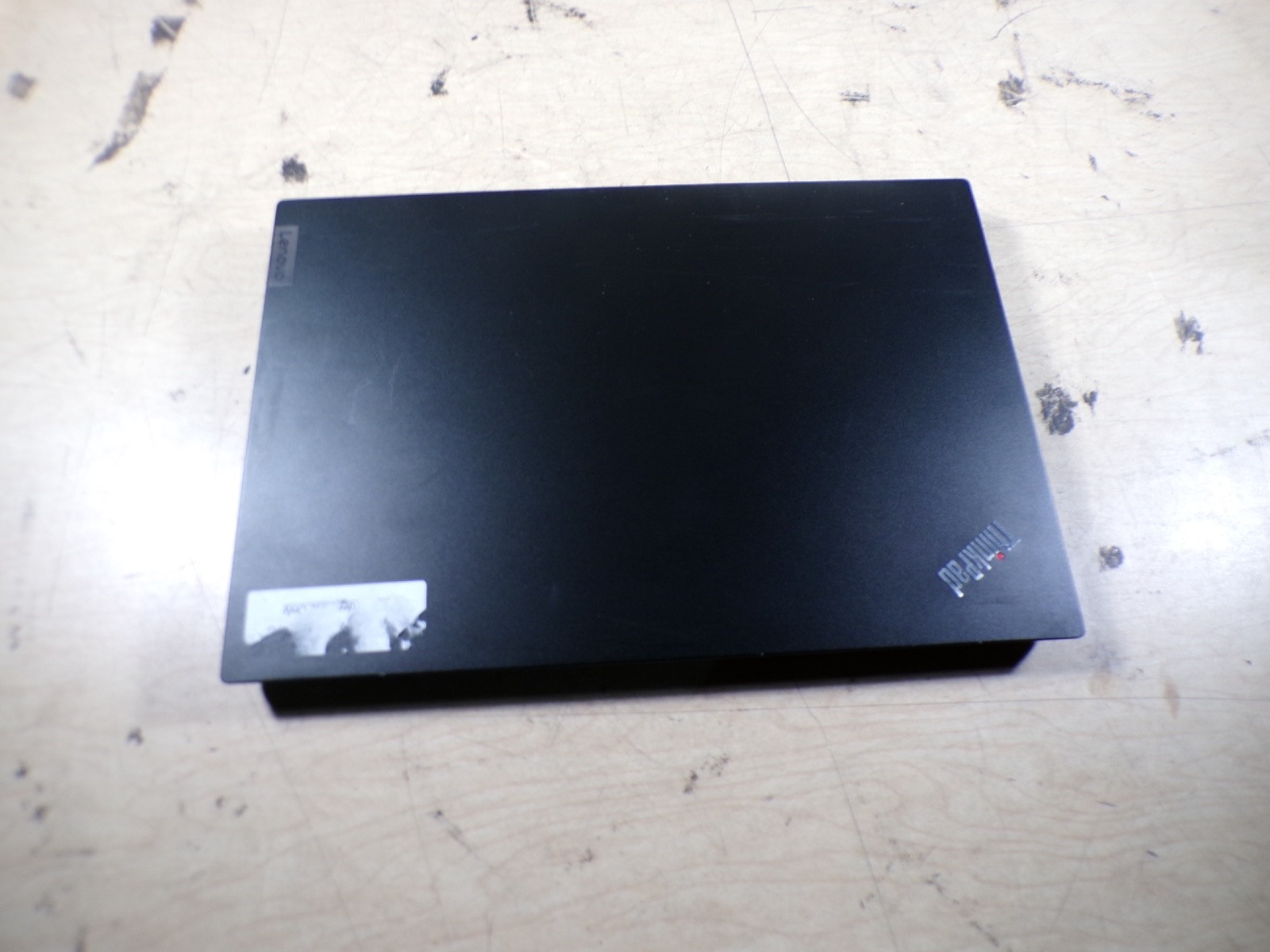 THINKPAD LENOVO E14 AMD RYZEN 5 4500U 8GB RAM **NO HD/ NO CADDIE/ NO OS