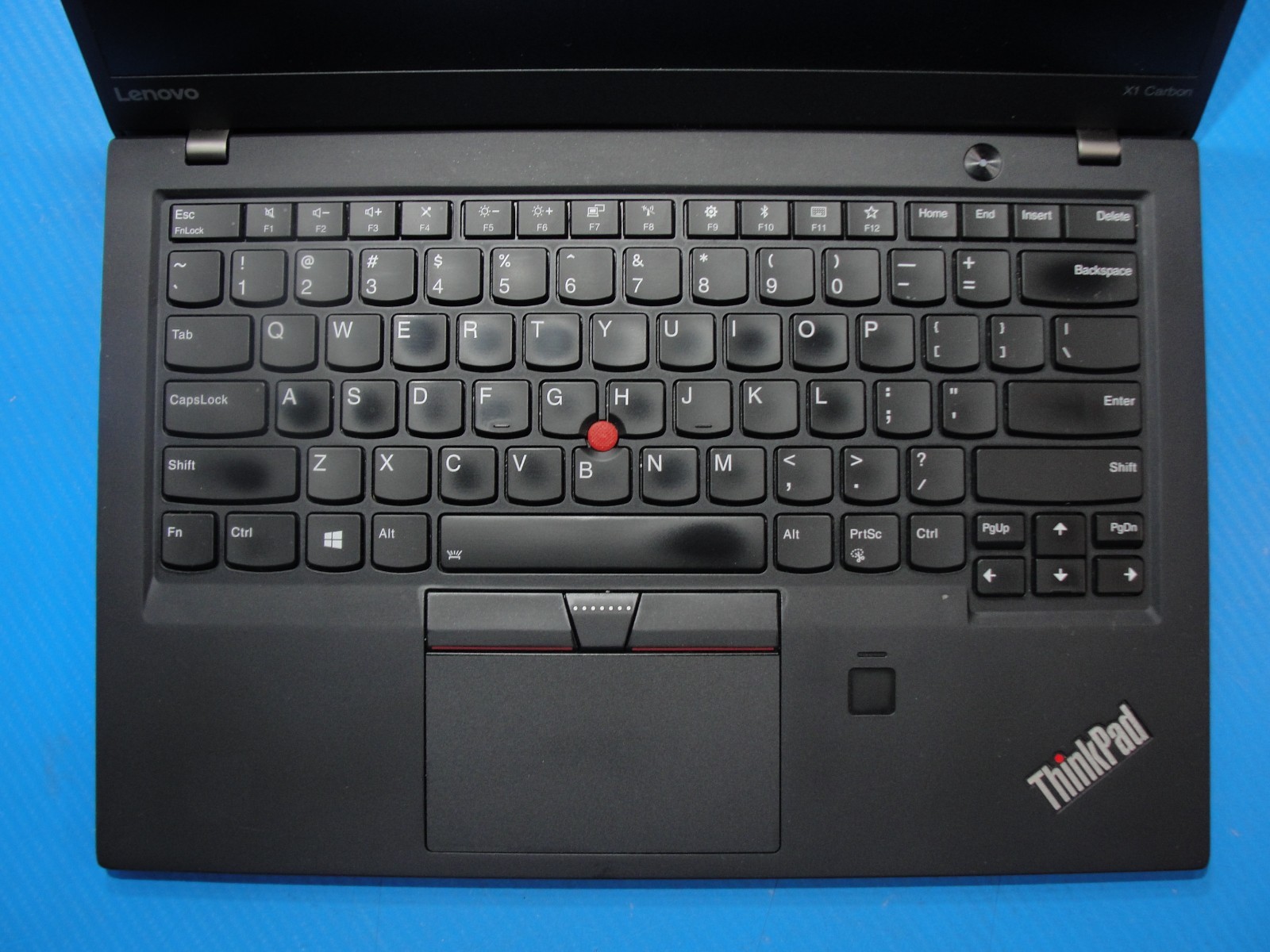 Lenovo ThinkPad X1 Carbon Gen 5 14″WQHD Core i7-7600U 2.8GHz 16GB RAM 1TB SSD+PA