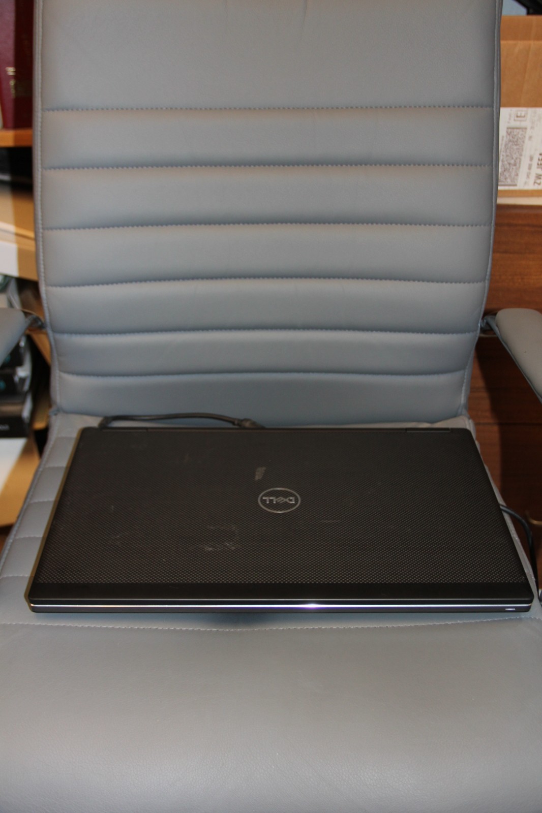 Dell Precision 7730 Laptop i7-8750H 256GB M.2 SSD 16GB RAM Quadro P4200 WIN 11