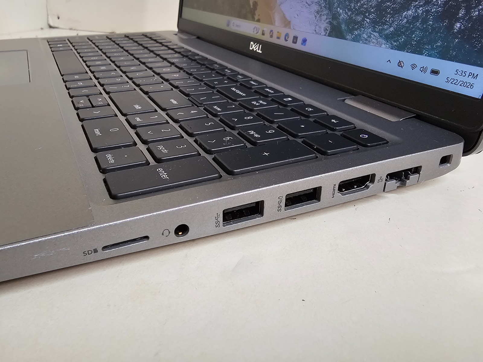 Dell Latitude 5520 Laptop – 2.6 GHz i5-1145G7 16GB 512GB 15.6″ Touchscreen SP30