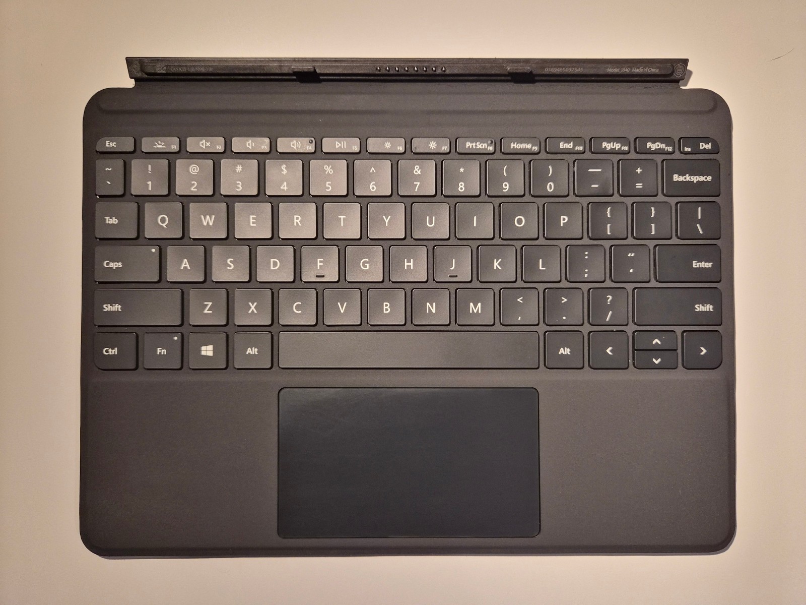 Microsoft Surface Go 2 1927 (10.5″, LTE, Intel m3 8100Y, 8GB, 256GB)