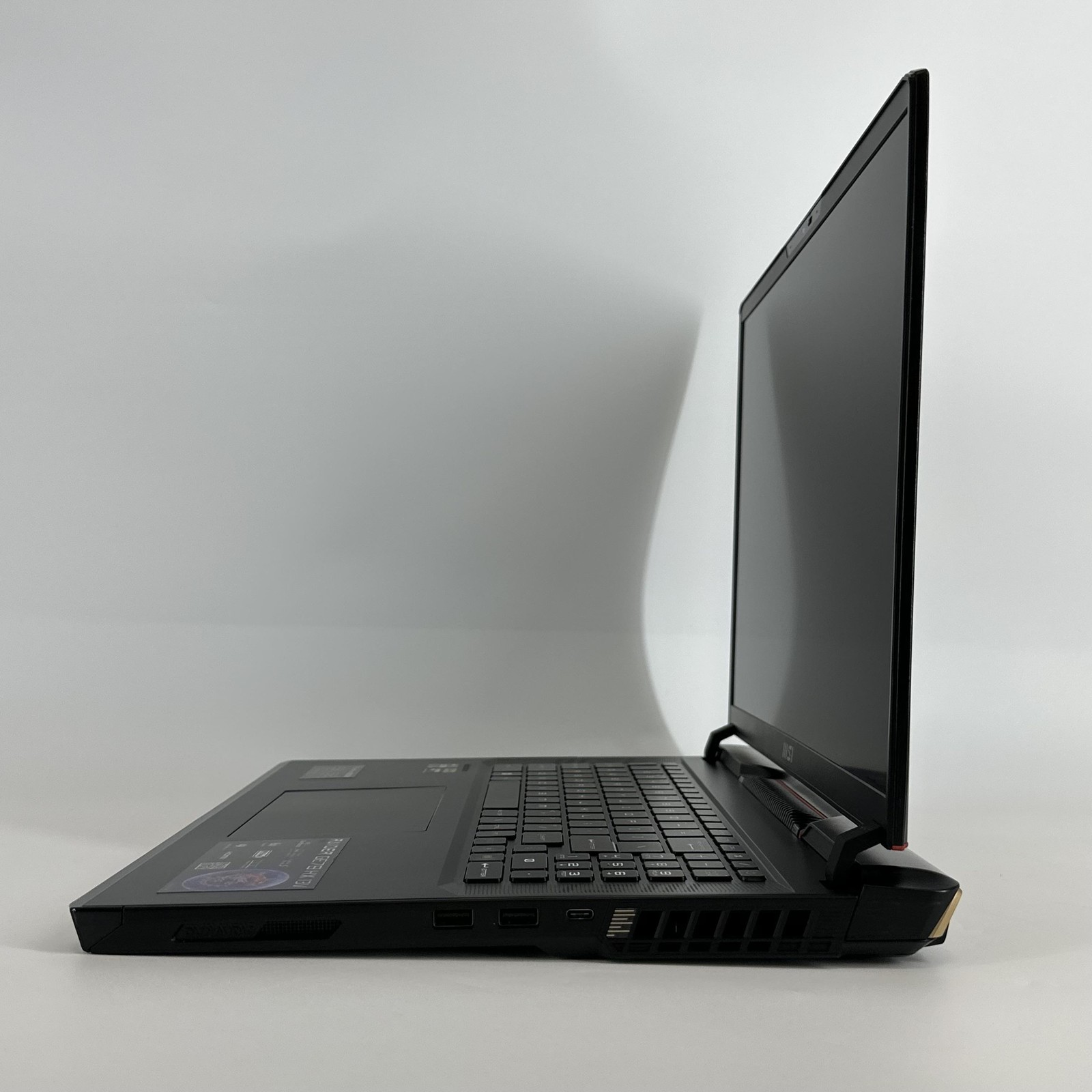 MSI Raider GE78 HX 17 QHD 2.2GHz i9-13980HX 32GB 1TB/1TB RTX 4080 FRAME GAP