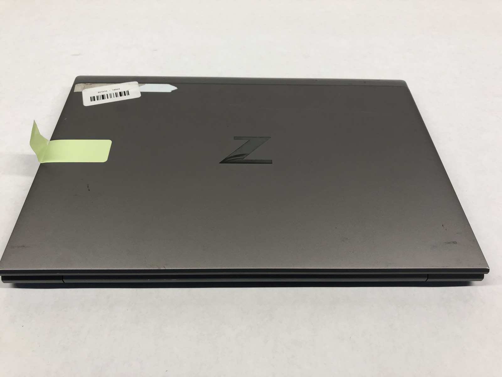HP Zbook Firefly 14 Inch G8 Mobile Workstation i5-1135G7 8GB RAM No OS