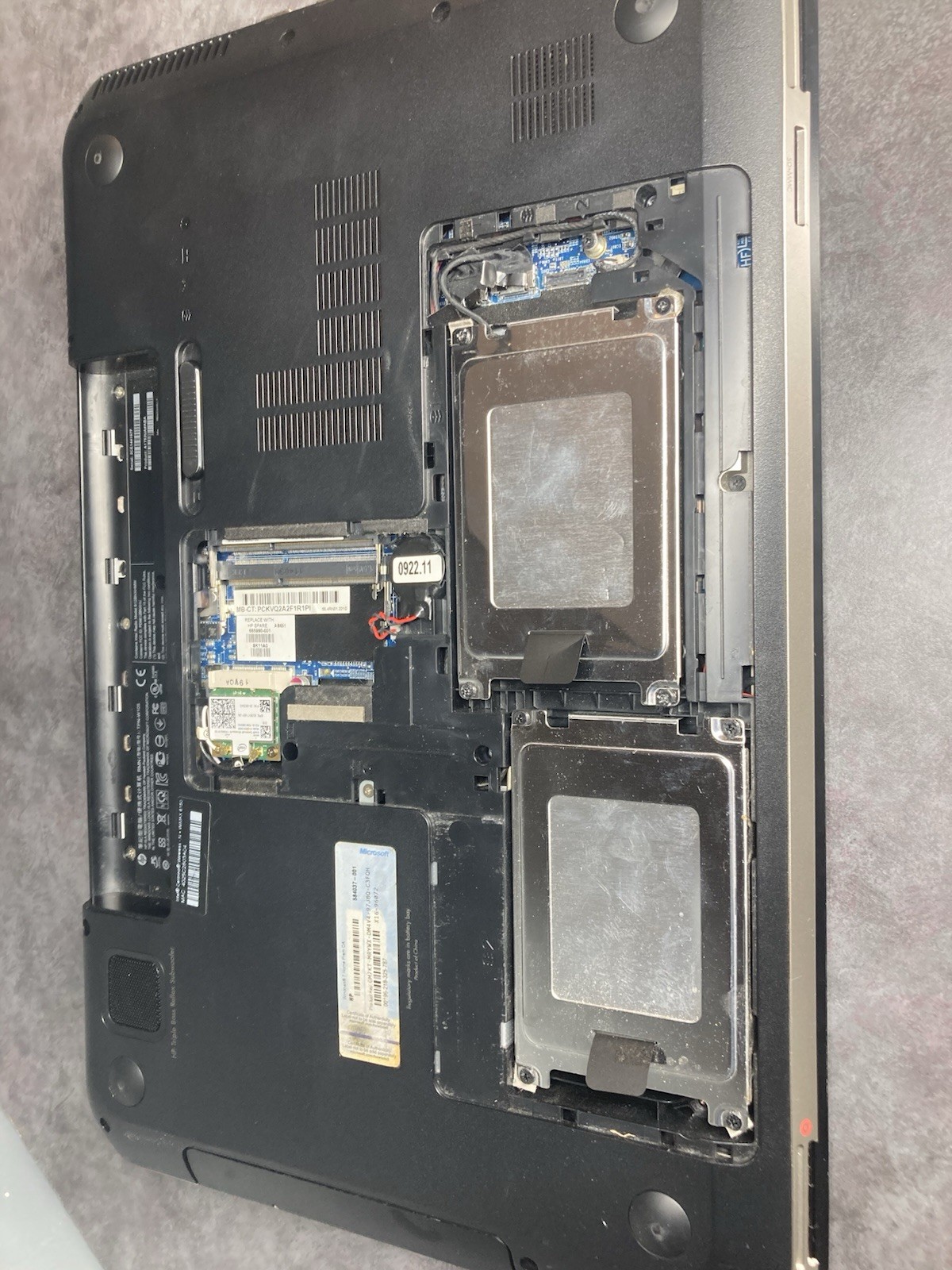 HP Laptop Intel Core I5. No Ram, SSD/HDD, OS, Or Batterie.