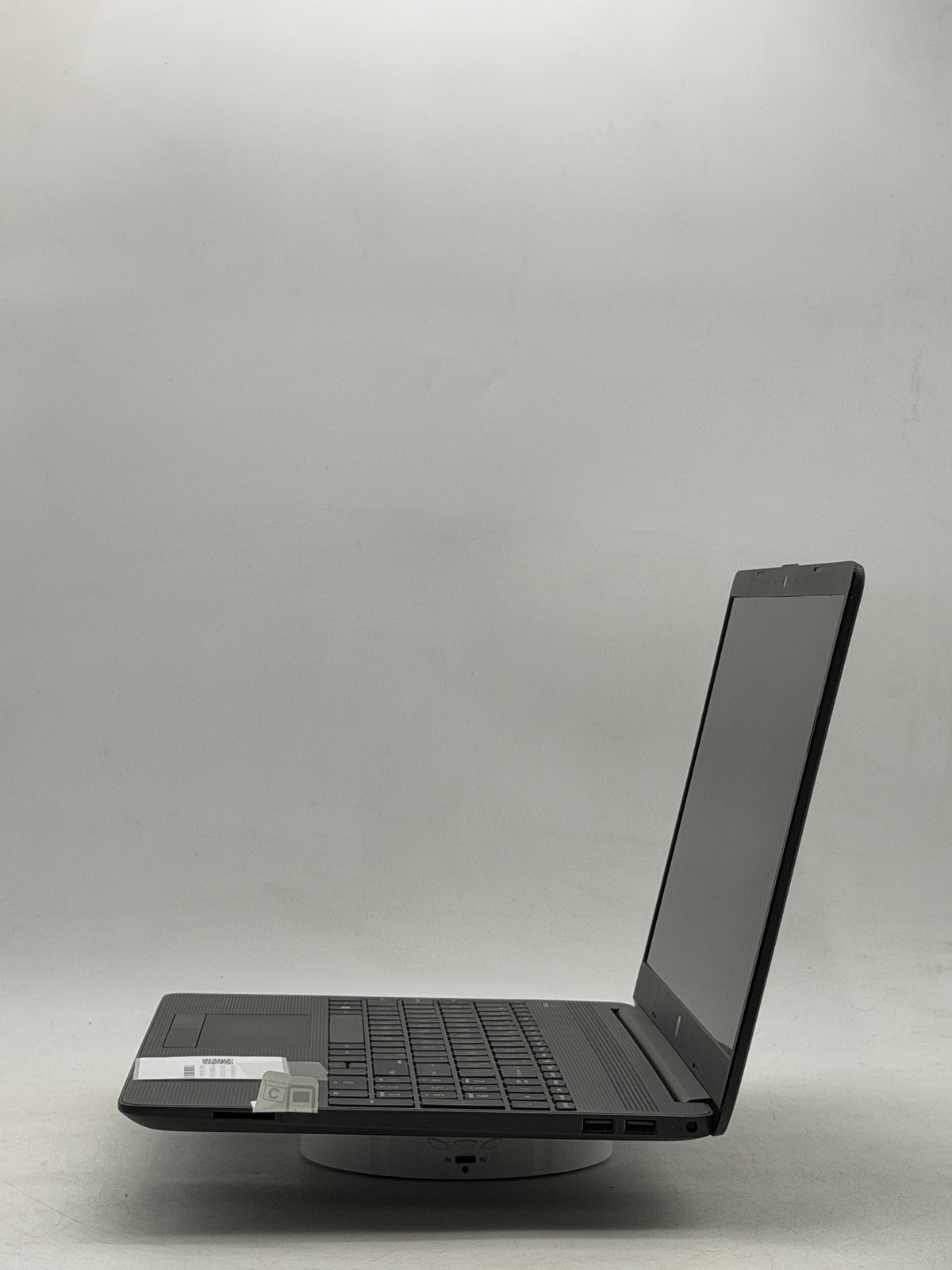 HP 255 (G8) Notebook PC 15.6″ AMD Ryzen 5 3500U 8GB 256GB |NO OS Read|