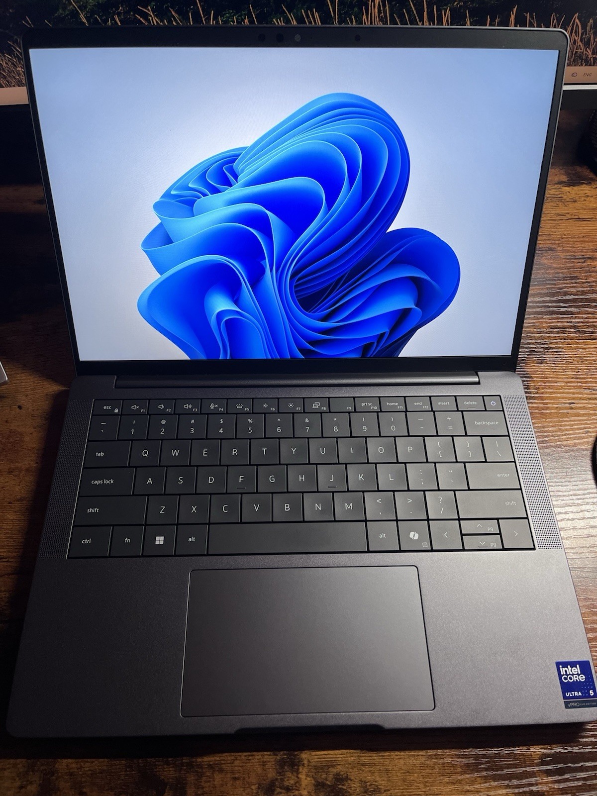 Dell Pro 13 Premium Intel Core Ultra 5 238v, Arc 130v iGPU, 32gb RAM, 256gb SSD