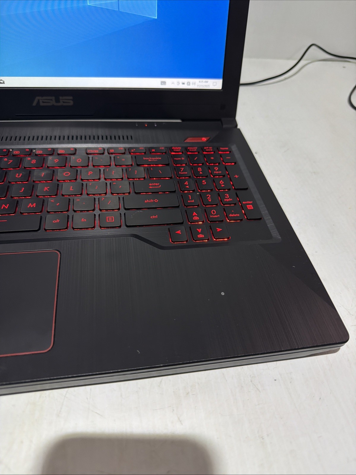 Asus FX503VD 15″ Laptop i7-7700HQ 8gb Ram 128gb SSD Windows 10 Home Hinge DMG