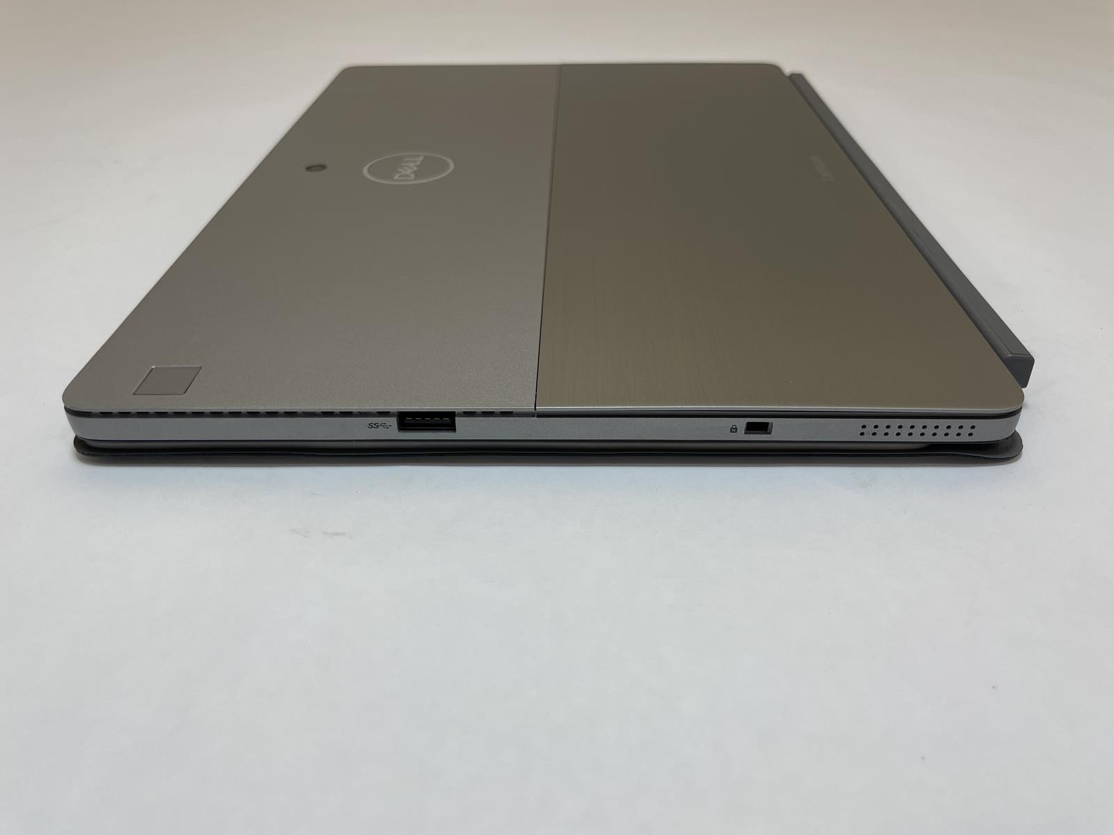DELL LATITUDE 7200 12.3″ 2-IN-1 Tablet i5 8365U 8GB 256GB Windows 11 -Very Good
