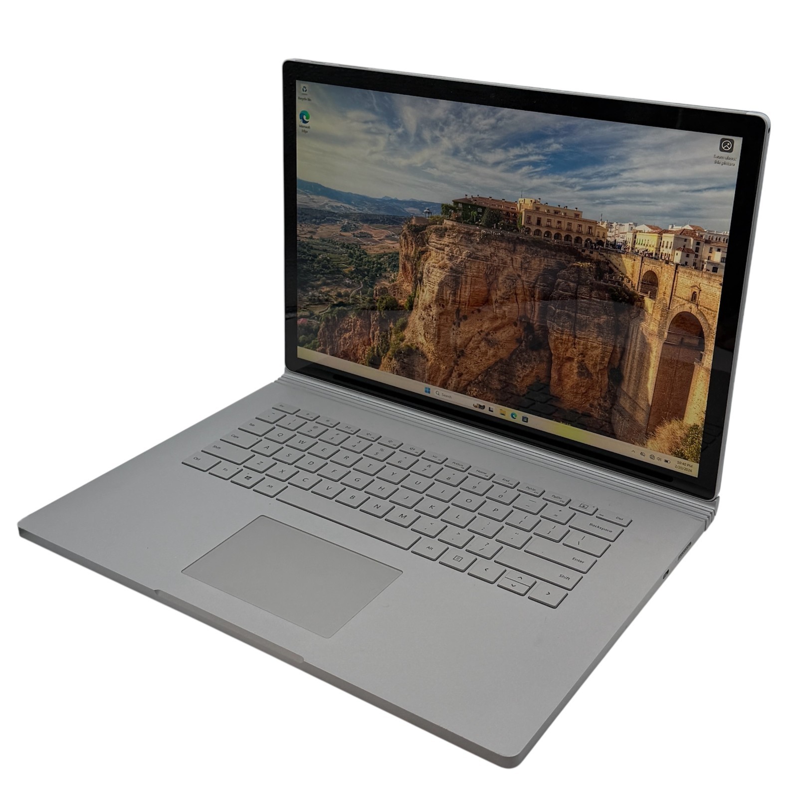 Microsoft Surface Book 2 15″ Intel Core i7, 8650U @ 1.90GHz, 16GB RAM 256GB SSD