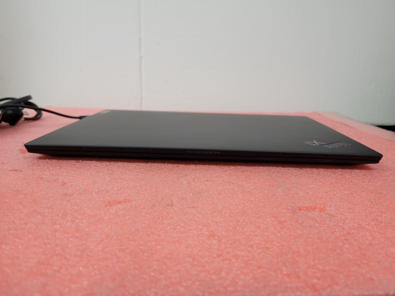 Lenovo ThinkPad X1 Carbon Gen 10 14″ i7-1270P 16GB RAM 512GB SSD | C973