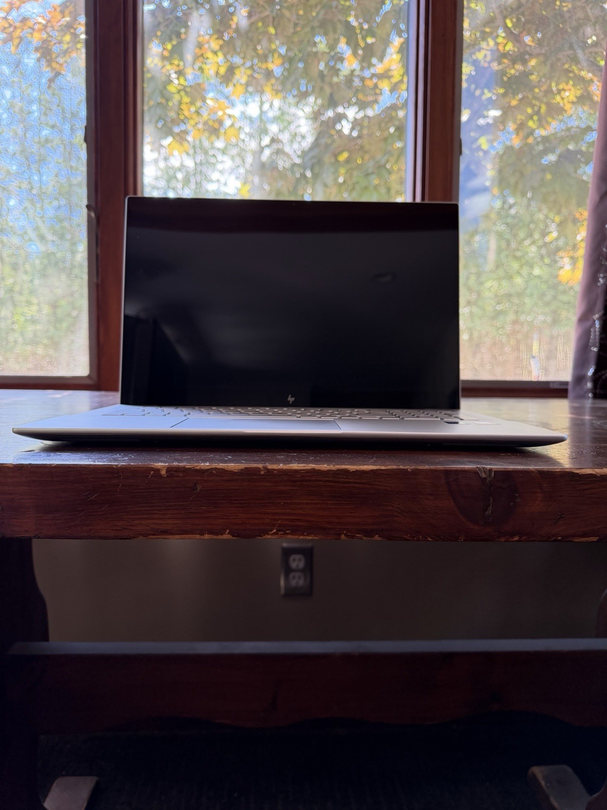 HP ENVY 17-cr0747nr 17.3″ Touch i7-1260P 16GB RAM 512GB SSD Silver