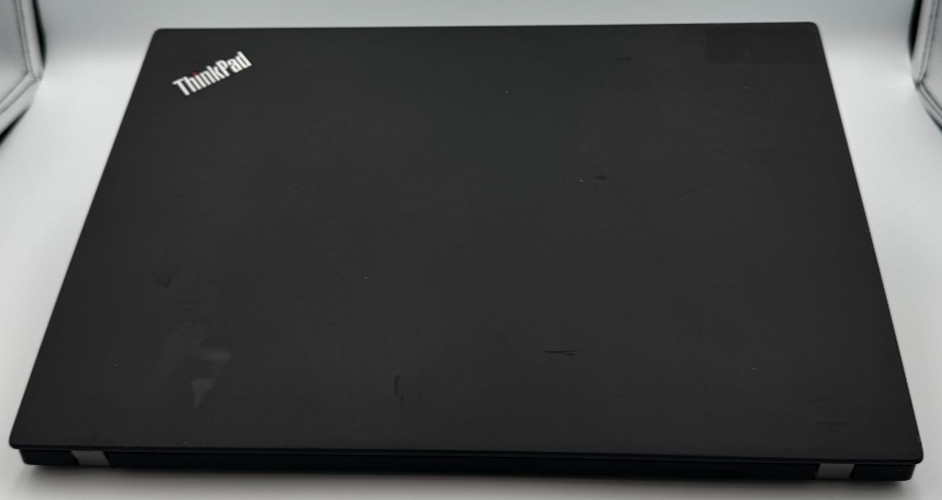 Lenovo ThinkPad T14 Gen 2i | 11th Gen Core i5-1145G7 2.60GHz | 8GB | 256 GB NVME