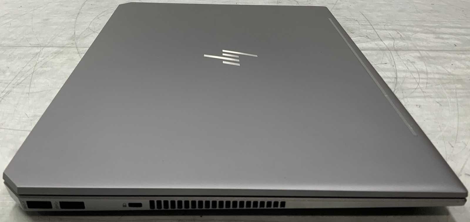 HP ZBook Studio G5 15.6″ – i7-8750H 32GB RAM, 512GB SSD, P1000, W10Pro