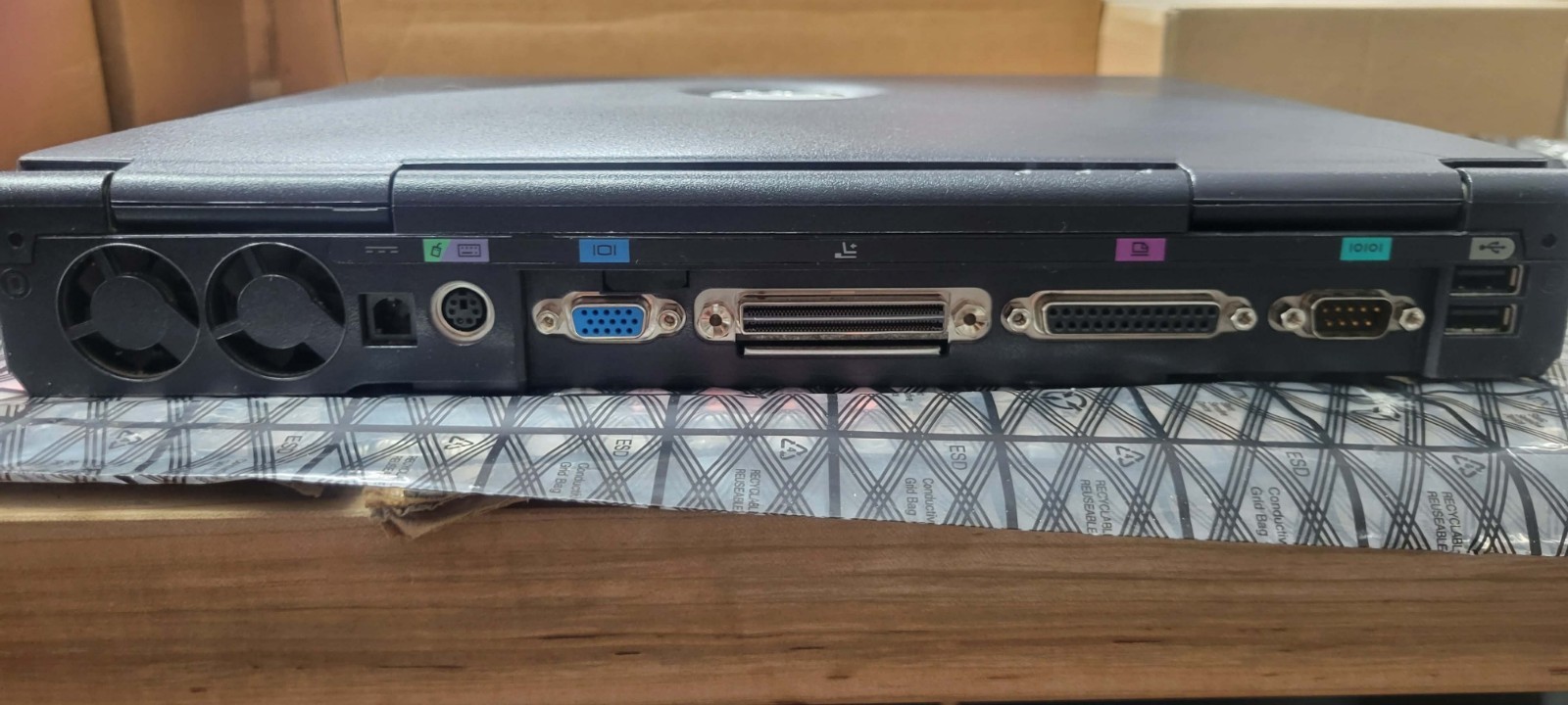 Retro DELL INSPIRON 8200 LAPTOP 512MB RAM 40GB Windows Loaded w/WiFi BAD BATTERY