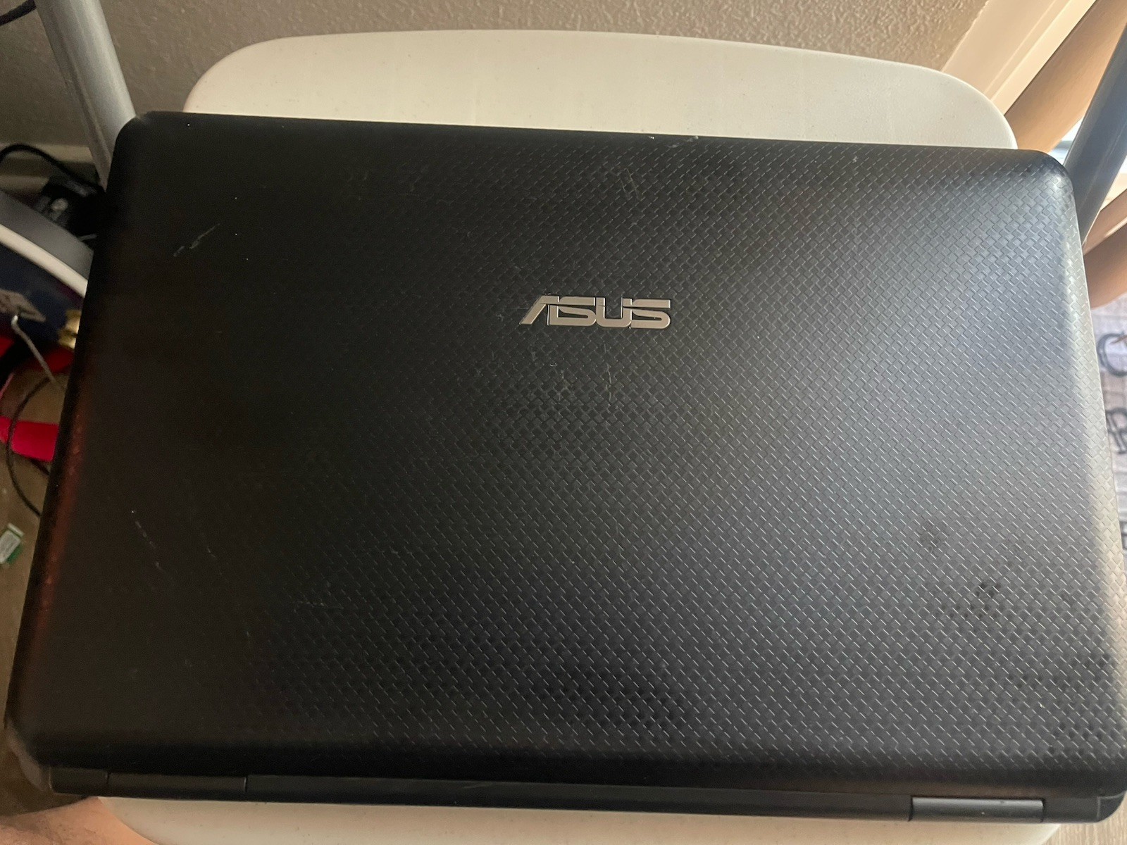 Asus Laptop P50IJ Notebook PC – Works – No HDD – 15.6 Inch Widescreen Display