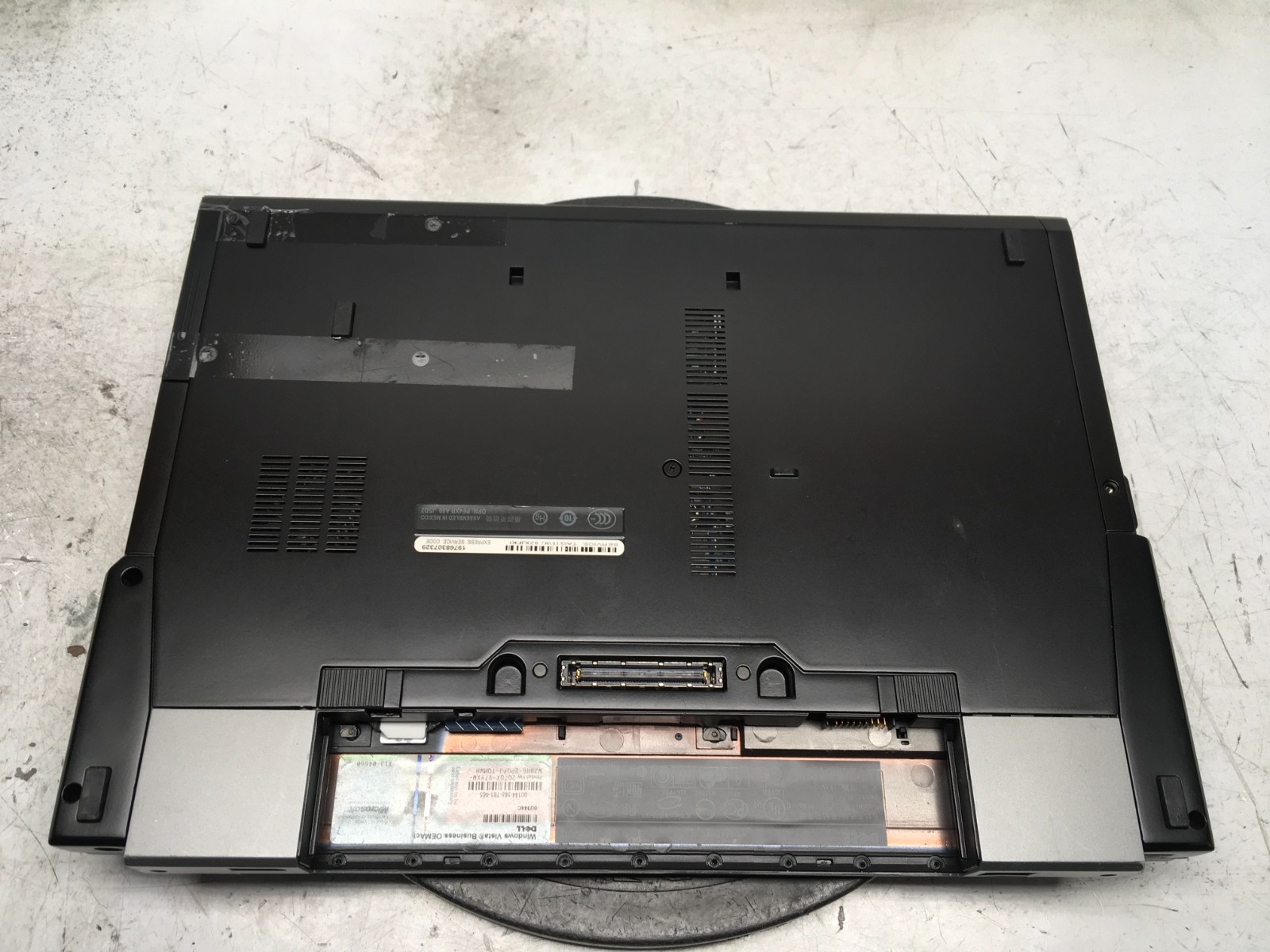 Dell Latitude E6500 Intel Core 2 Duo P8600 2.4GHz 4 GB NO HDD