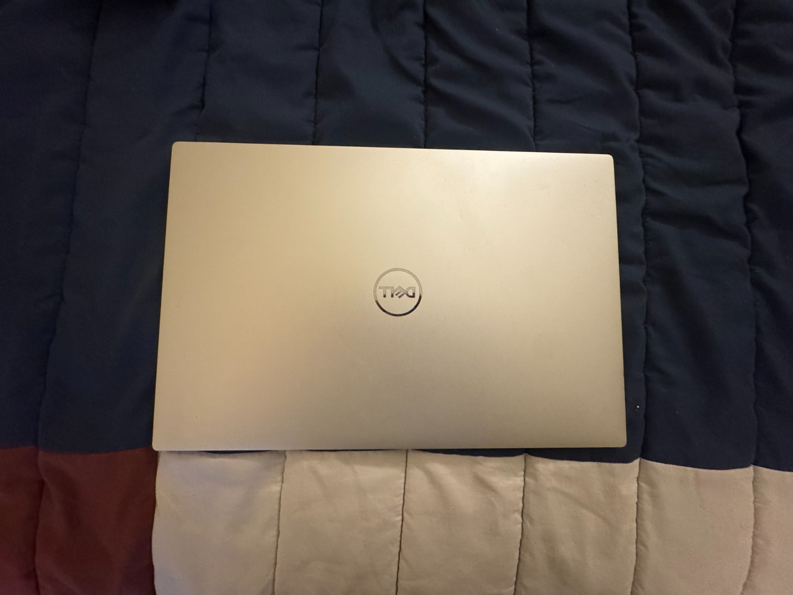 Dell XPS 15 9530 Intel i7-13700H 16GB RAM 512GB SSD UHD 15.6 Touch Display IPS