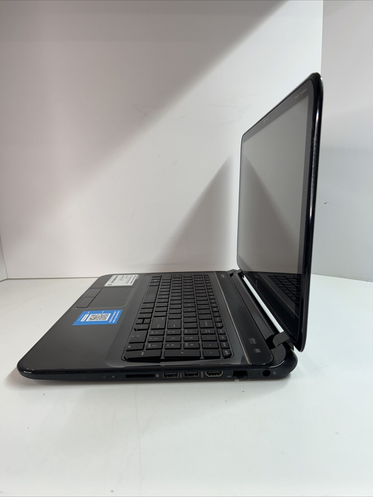 HP Pavilion TS 15 SleekBook 15-b129wm 4GB Ram 500GB HDD W 11 Pro Needs 🔋