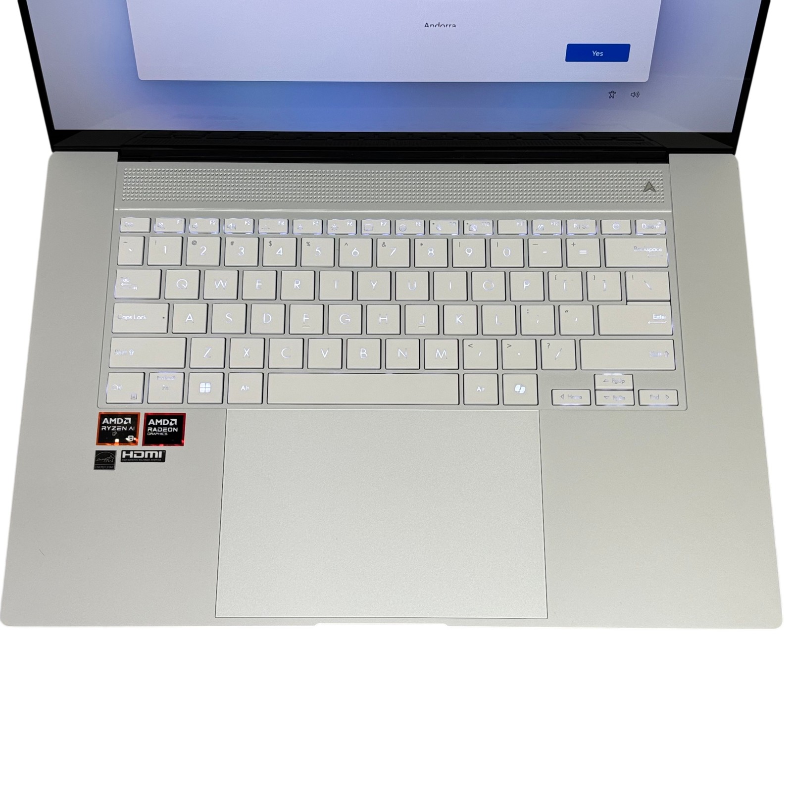 ASUS Zenbook S 16 UM5606WA AMD Ryzen AI 9 365 2.00GHz 24GB RAM 1TB SSD 16″