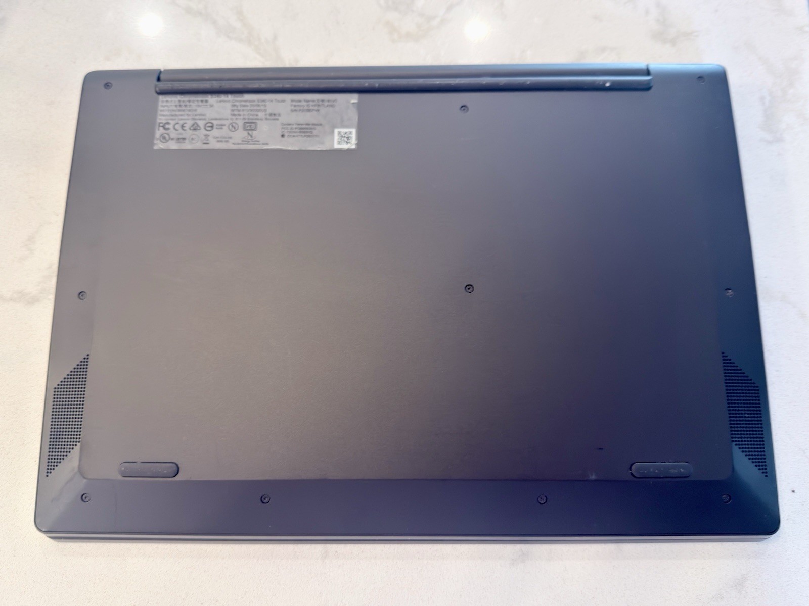 Lenovo Chromebook S340-14 Touch 81V30000US 14″ Celeron N4000 4GB RAM 32GB SSD