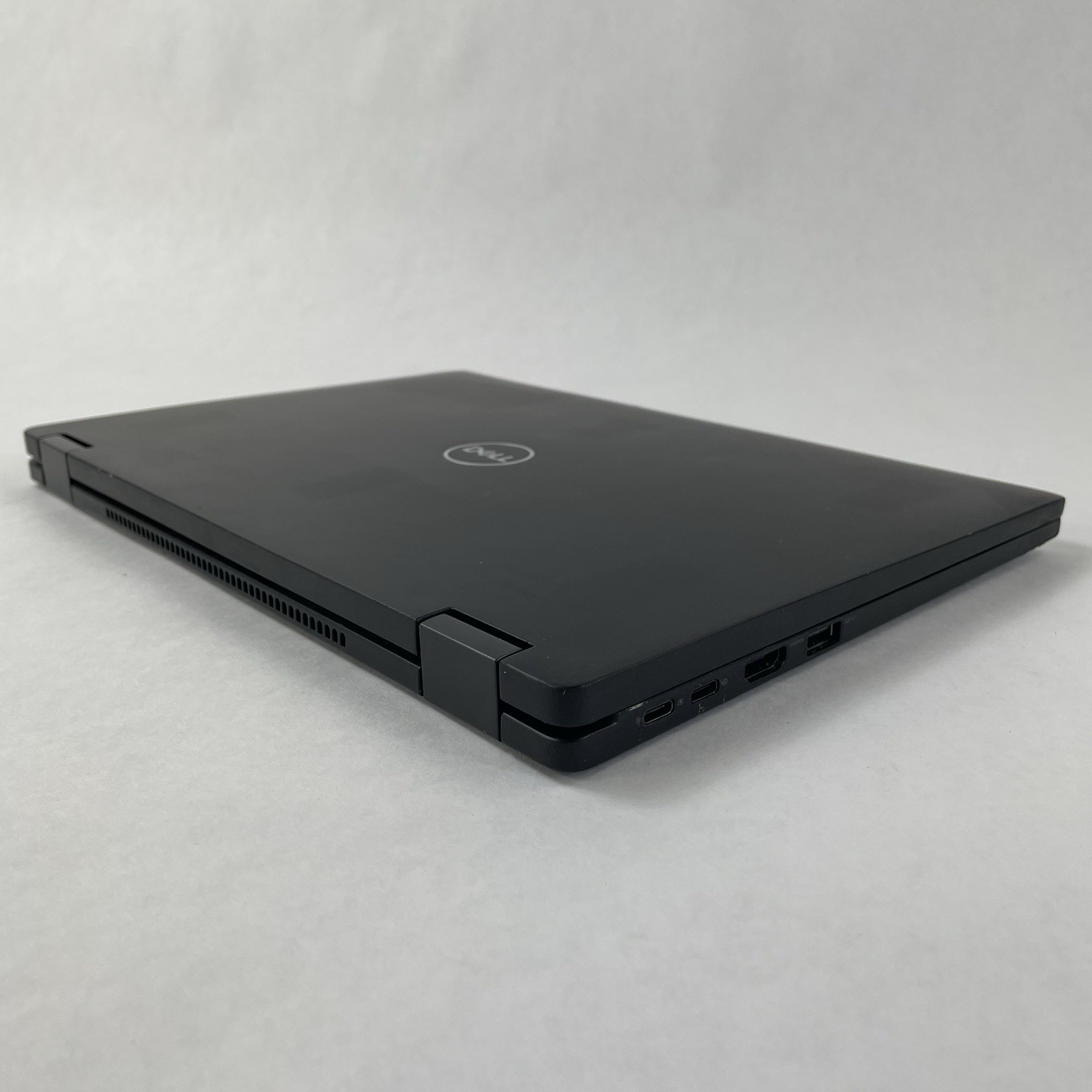 Dell Latitude 7390 2 in 1 13.3″ Touch i3-7130U 2.70 GHz 4 GB RAM No SSD/OS/Batt