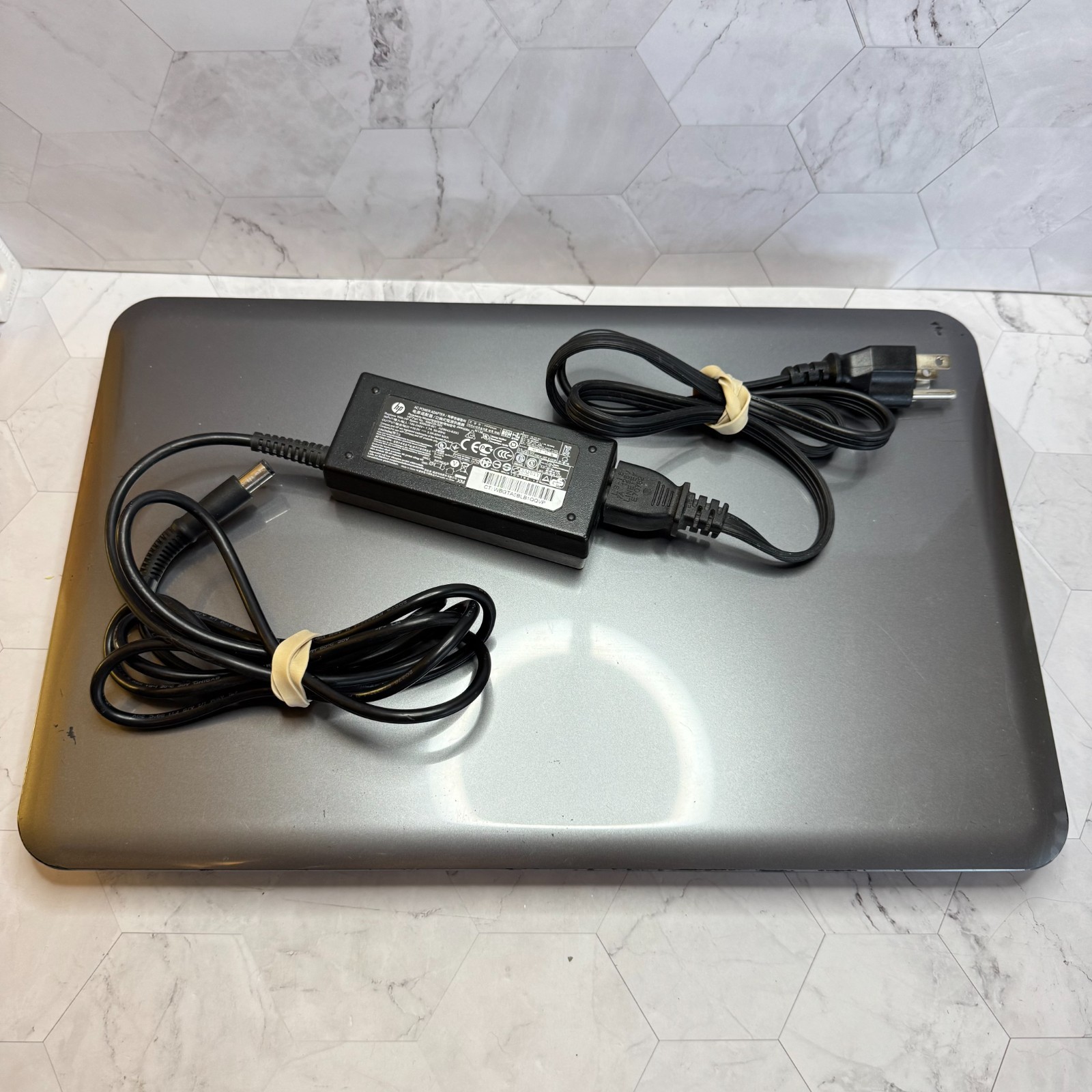 HP Pavilion G Series g6 15″ Laptop with Power Cord FOR PARTS or REPAIR