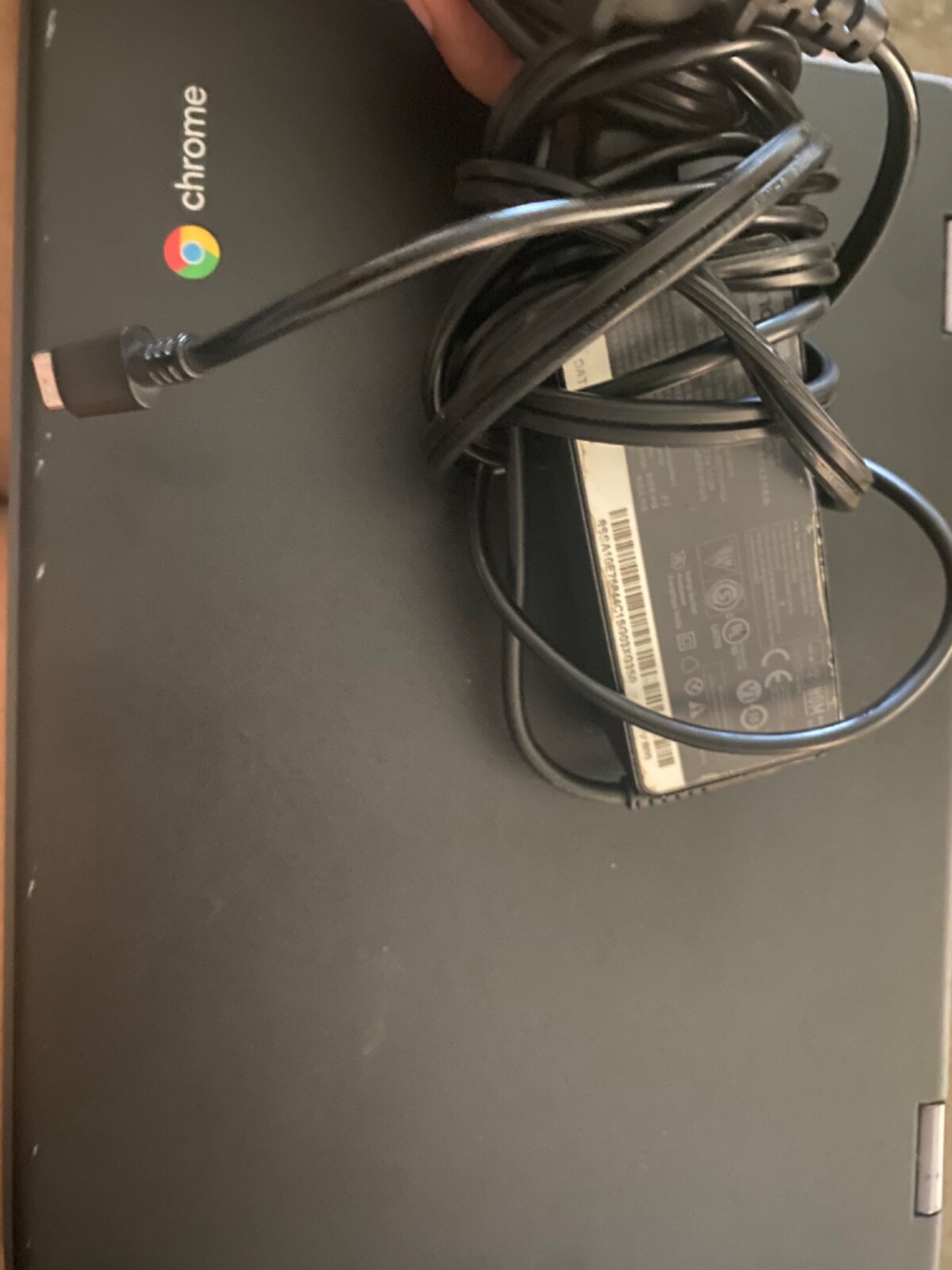 Lenovo chromebook 2 in one laptop in perfect condition, including laptop charger