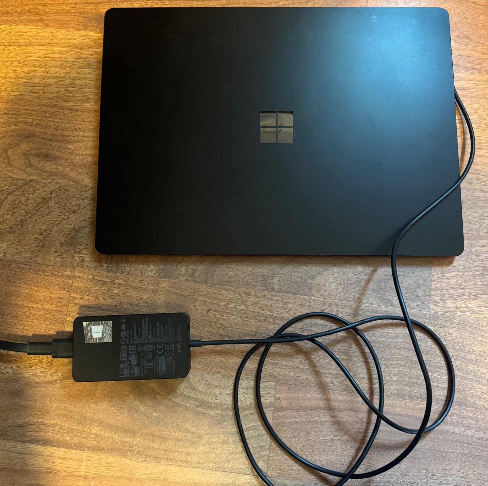 Microsoft 1951 Surface Laptop 5 i7-1265U/16GB RAM/256GB NVMe Win 11 Pro