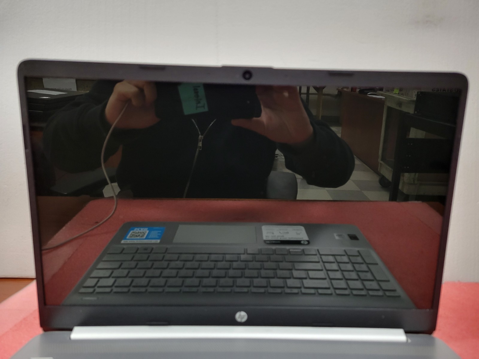 HP Laptop 15-DY1027OD i7-1065G7@1.3GHz 4GB RAM NO OS/HD *BIOS/READ* | LP471