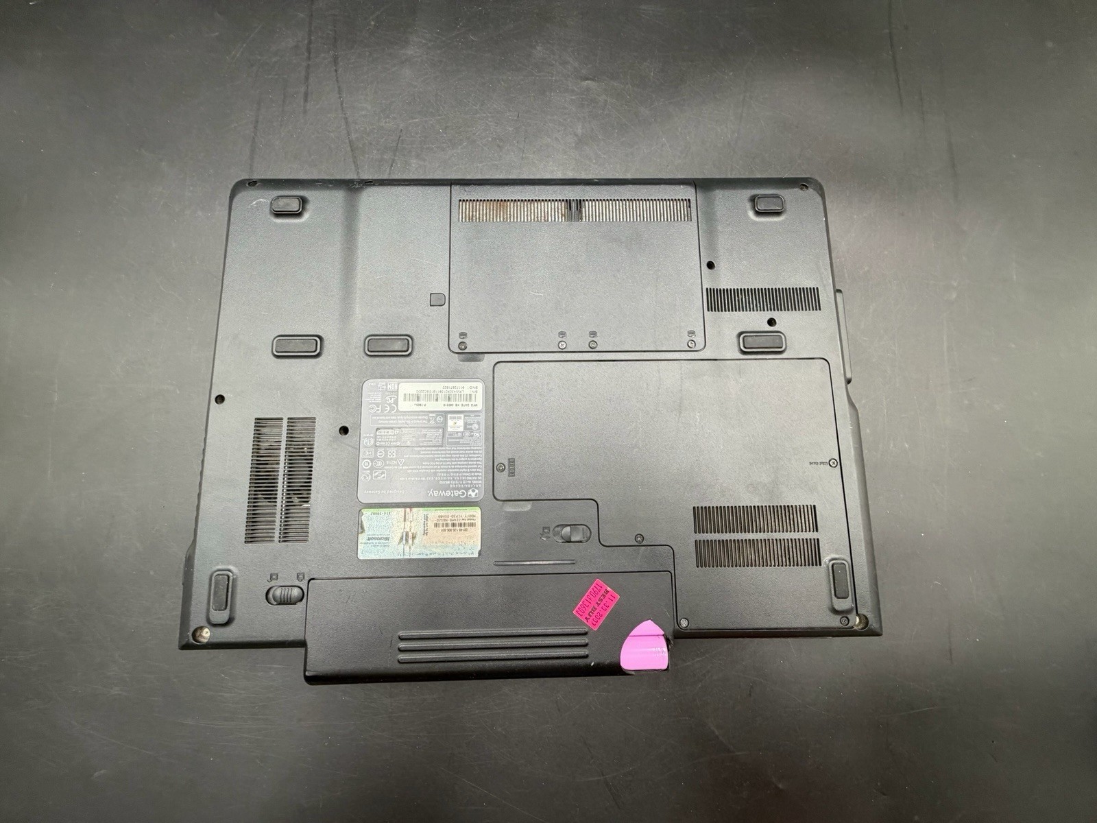 Black And Orange Gateway MS2252 Laptop Microsoft Intel