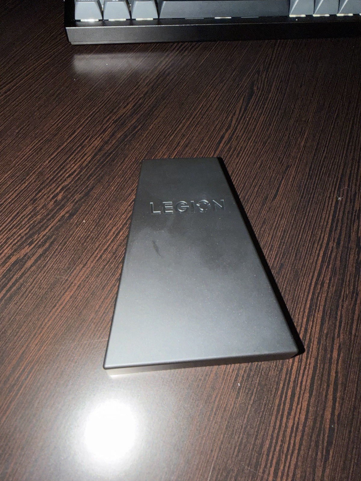 Lenovo Legion Go 8.8 in (1TB SSD, AMD Ryzen Z1 Extreme, 3.3GHz, 16GB RAM)