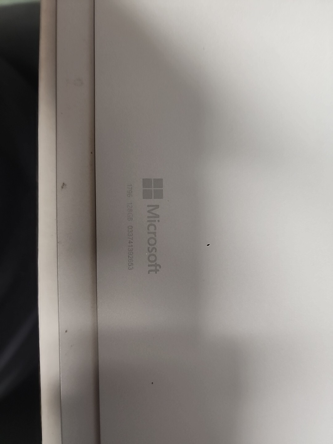 Microsoft Surface Pro 5 12.3 inch Intel Core i5 7th Gen., 2.60GHz, BAD BATTERY