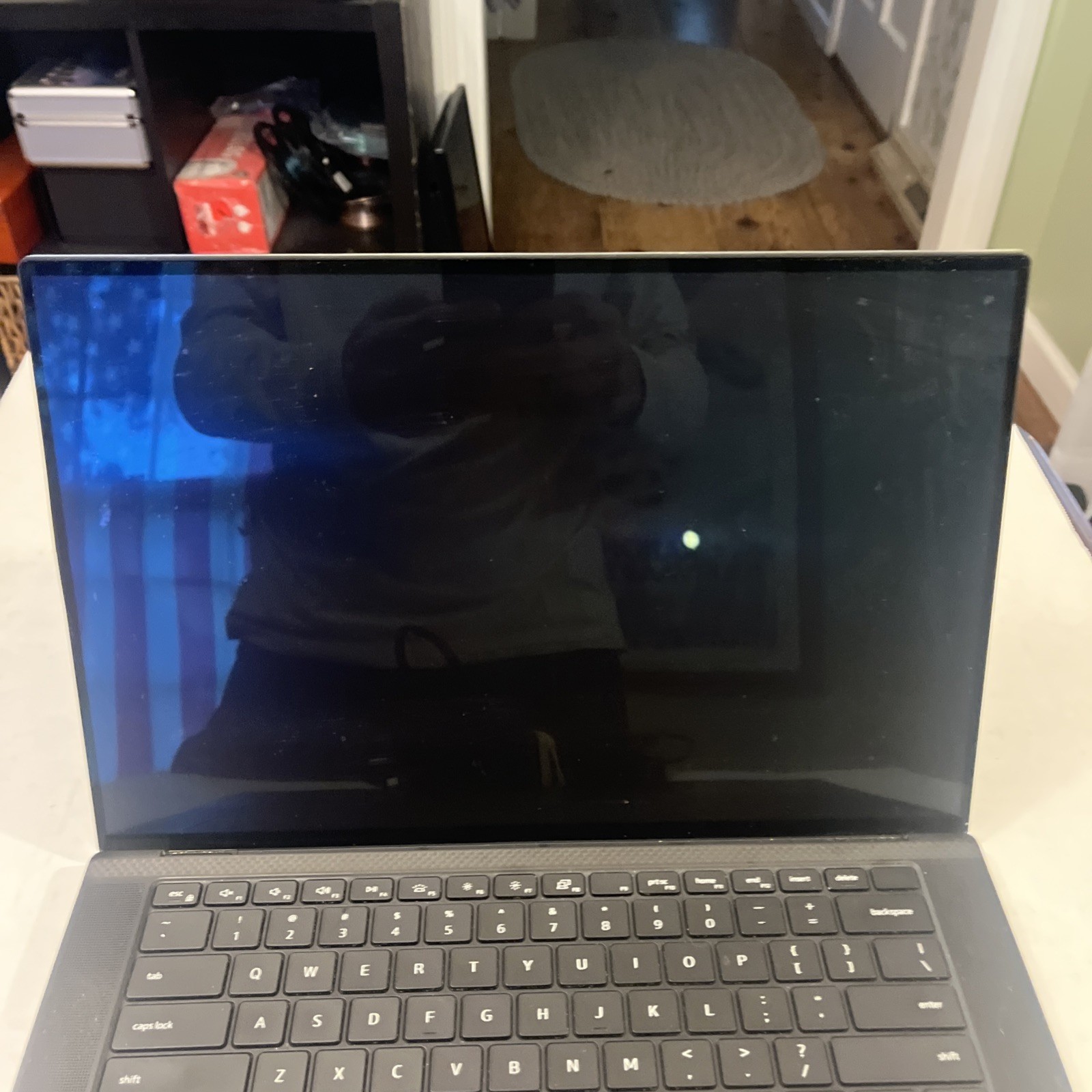 Dell XPS 15 9510 16″ Core i7-11800H 2.3GHz 8GB RAM 512GB SSD RTX3050