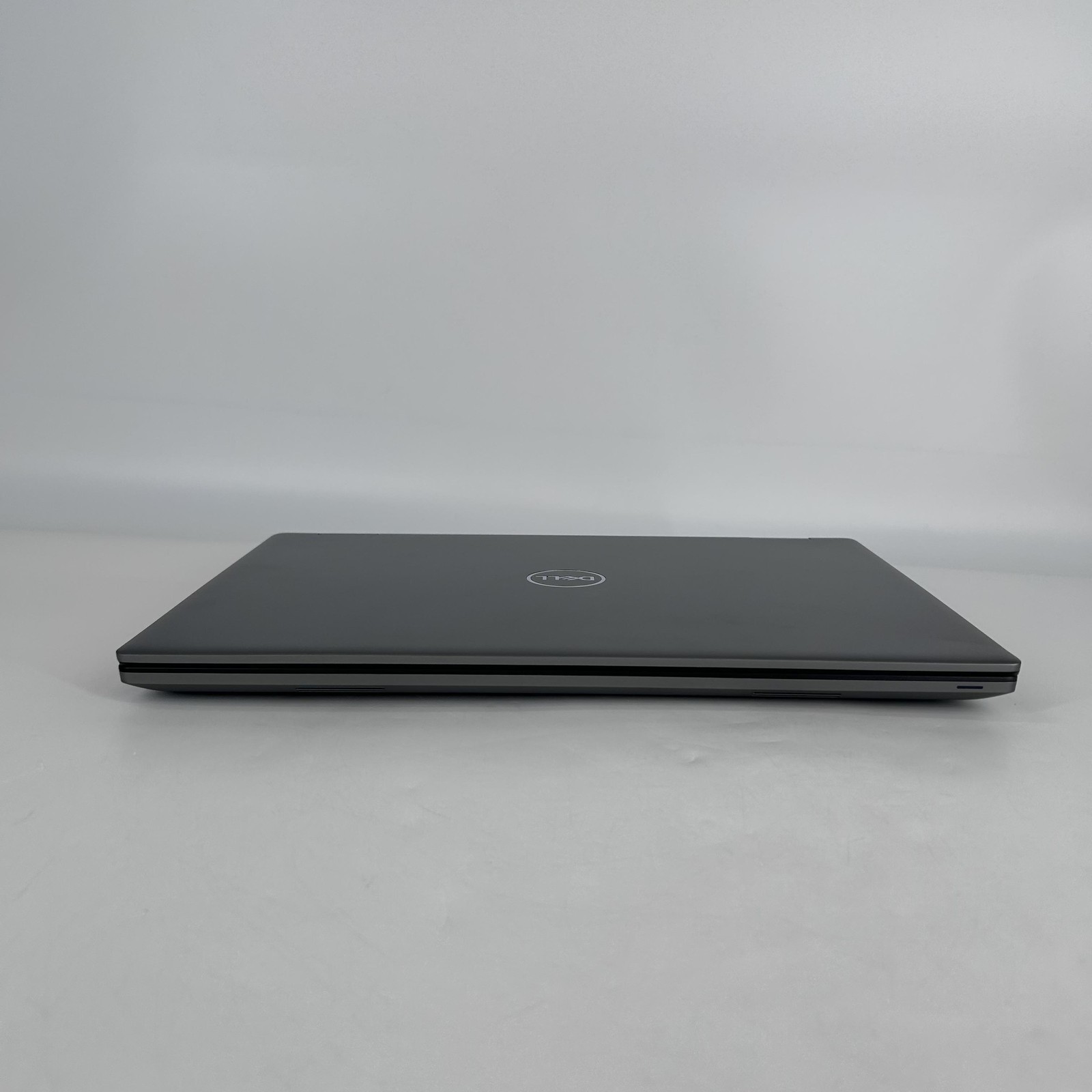 Dell Precision 7680 16 FHD+ 2.6GHz i5-13600HX 16GB 256GB SSD RTX A1000 Very Good