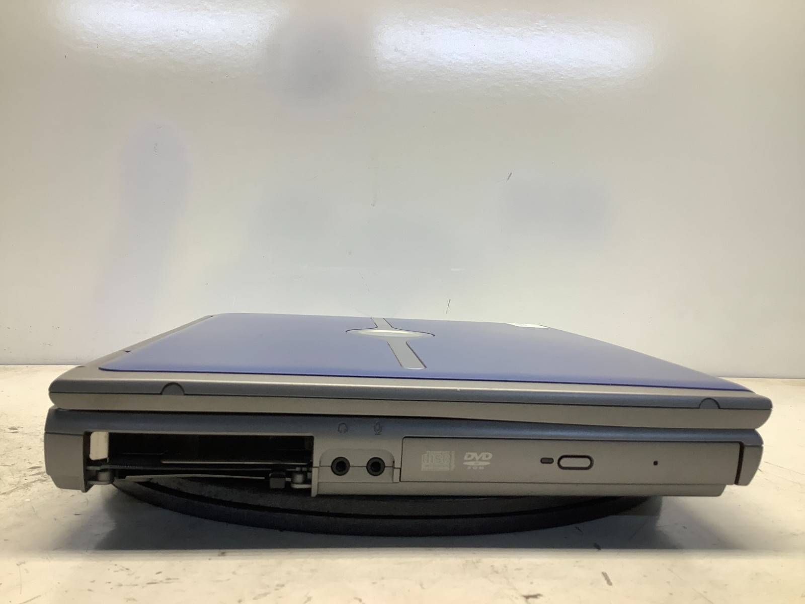 Dell Inspiron 5100 Intel Pentium 4 2.66GHz 256 MB NO HDD