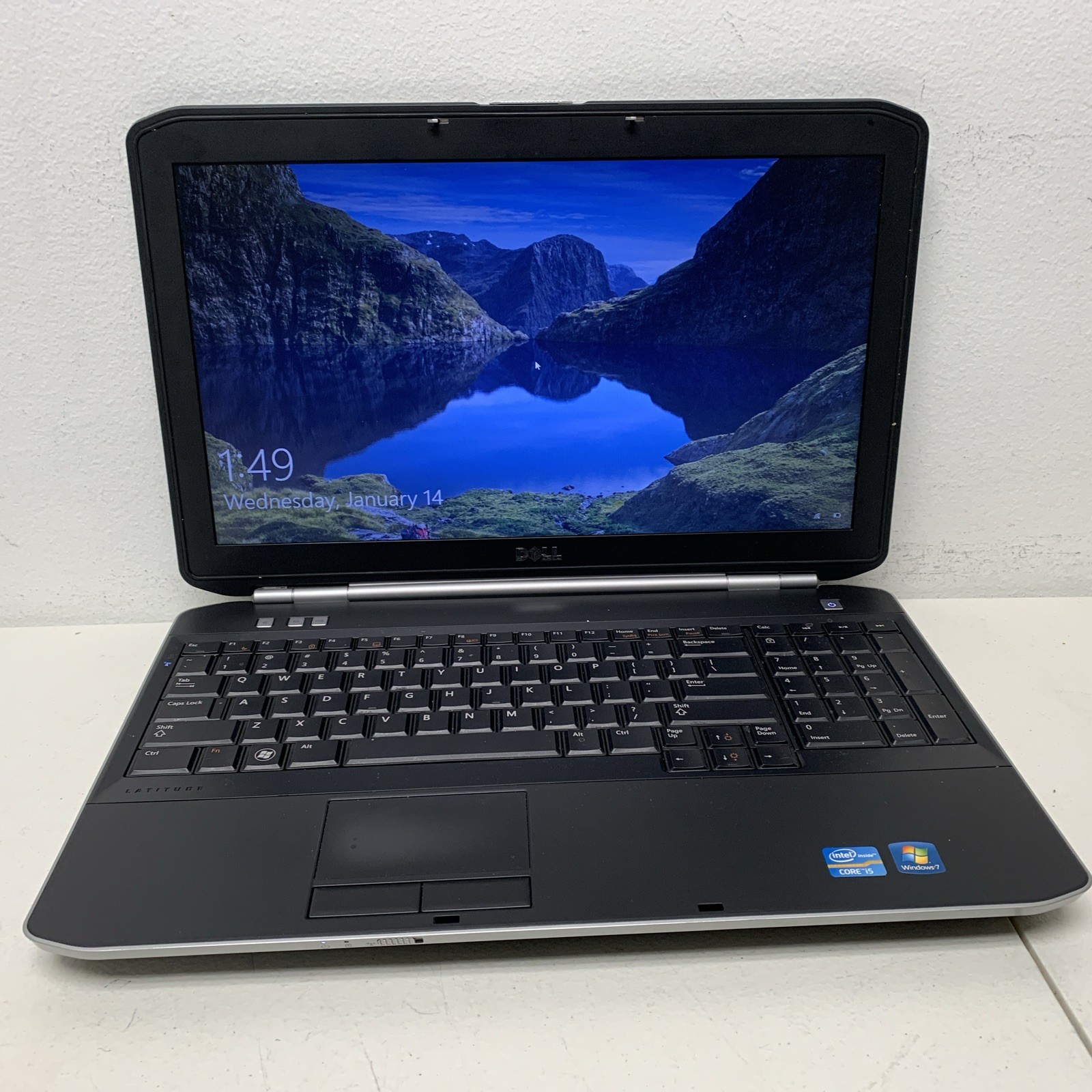 Dell Latitude E5520 15″ i5-2430M 2.40ghz 12GB RAM 128GB SSD Wind 10 Edu New Batt